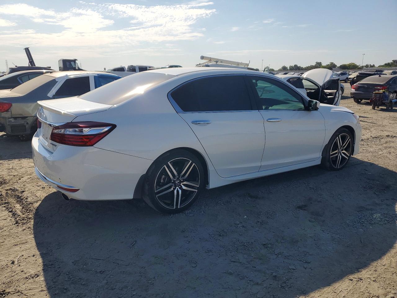 2017 HONDA ACCORD SPORT — снимка 3