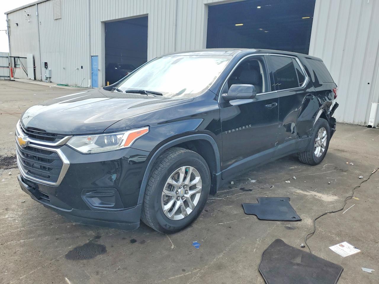 2021 CHEVROLET TRAVERSE LS