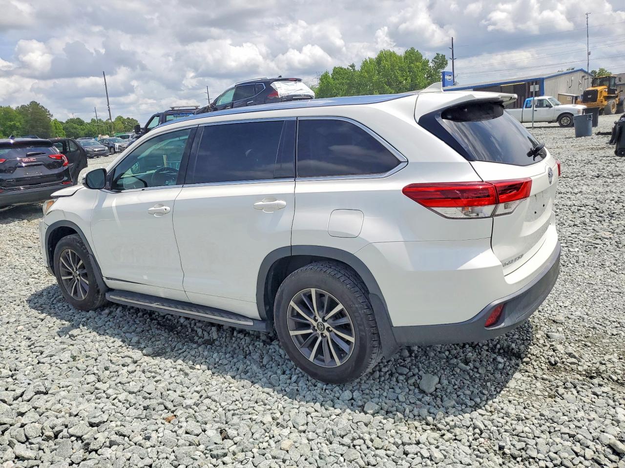 2018 TOYOTA HIGHLANDER XLE — снимка 2