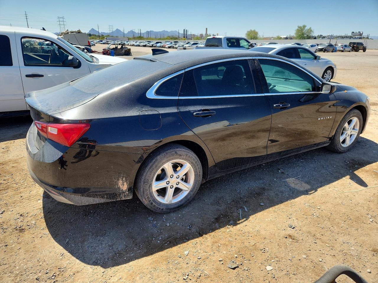 2024 CHEVROLET MALIBU LS — снимка 3