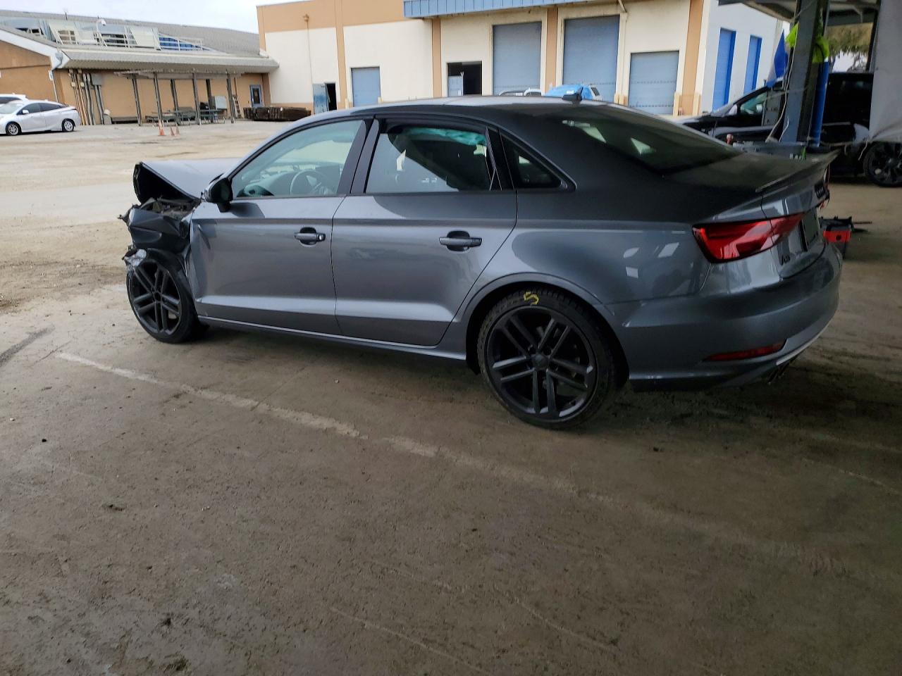2018 AUDI A3 PREMIUM — снимка 2