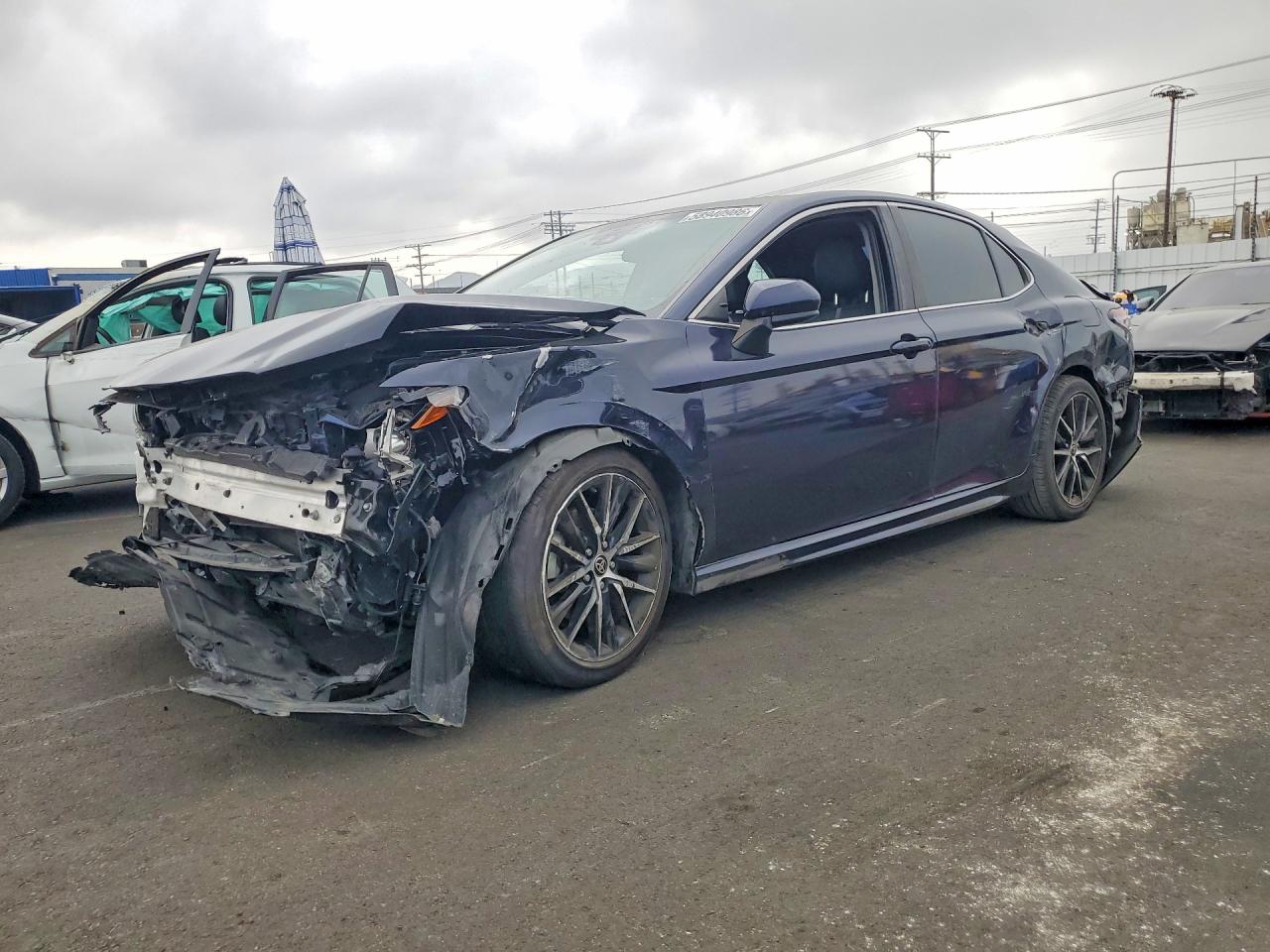 2021 TOYOTA CAMRY SE