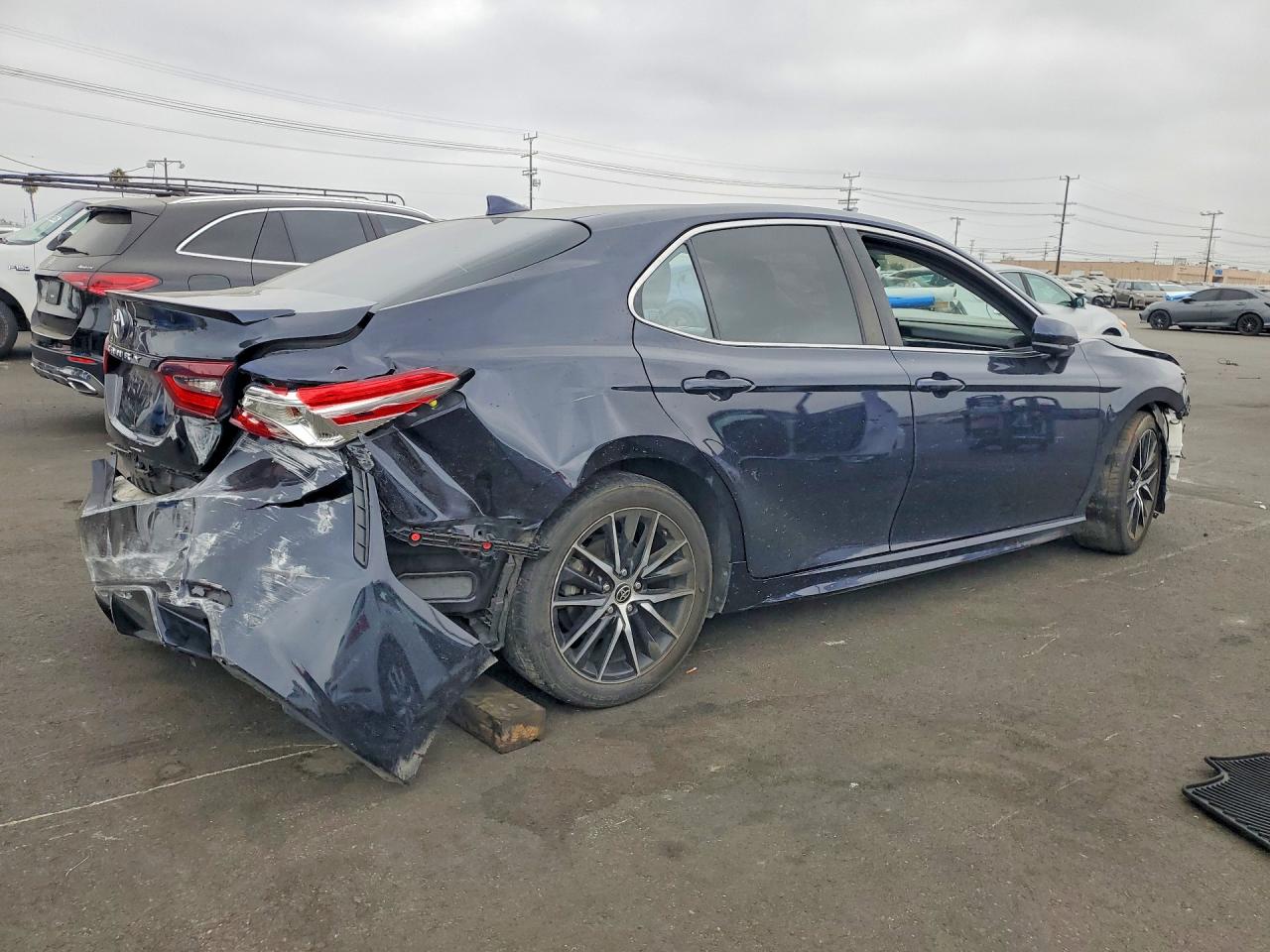 2021 TOYOTA CAMRY SE — снимка 3