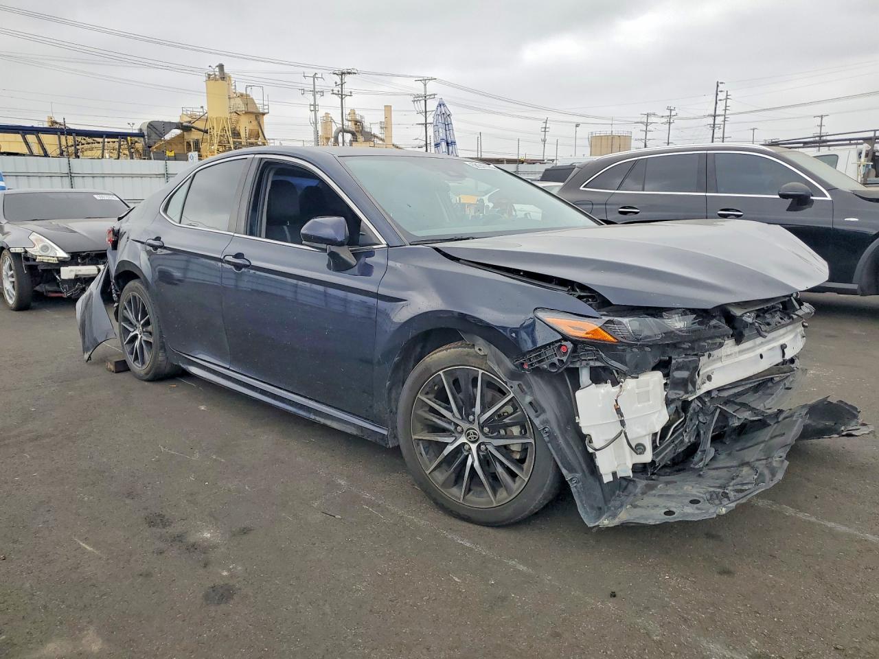 2021 TOYOTA CAMRY SE — снимка 4
