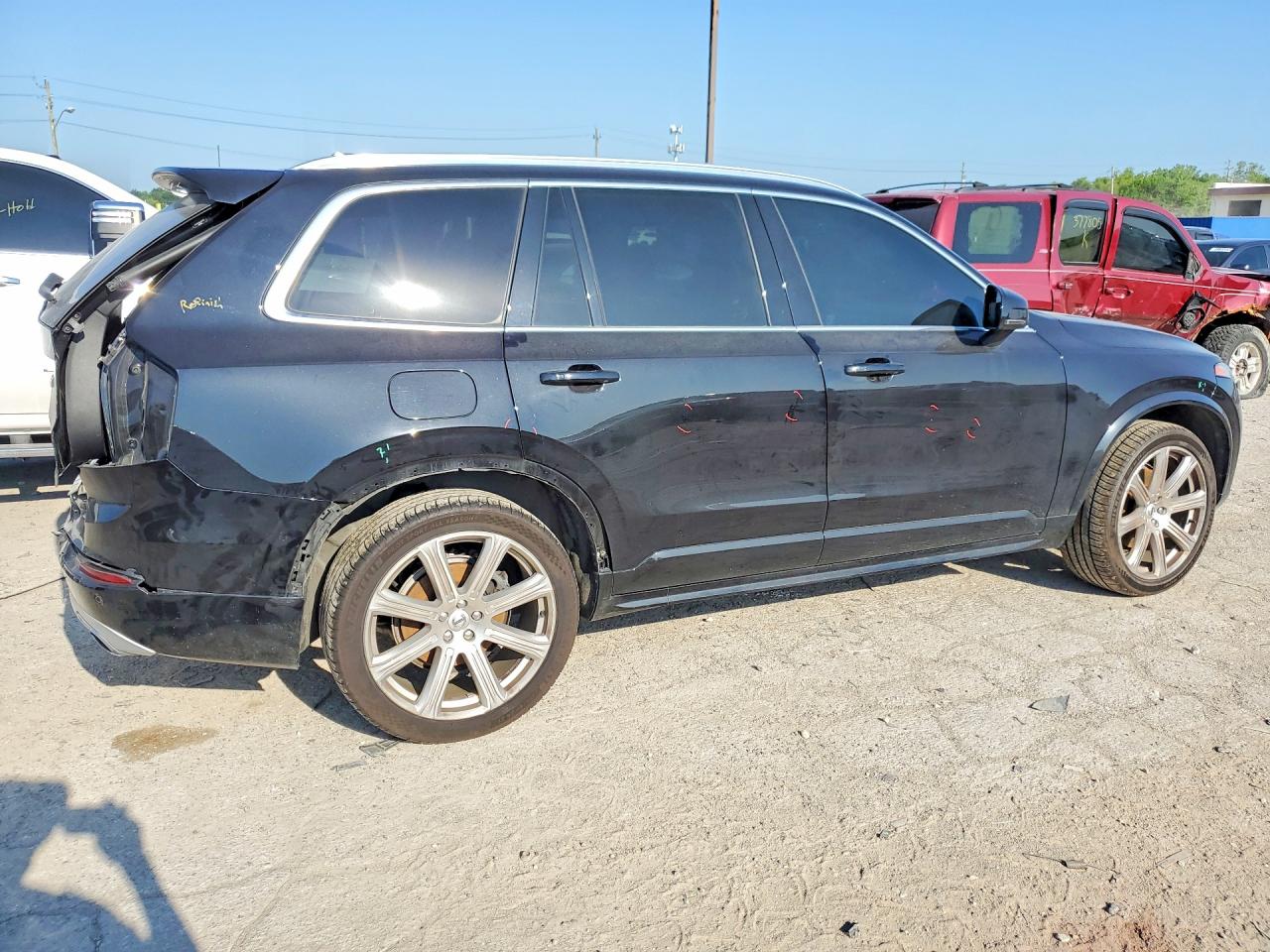 2020 VOLVO XC90 T6 MOMENTUM — снимка 3