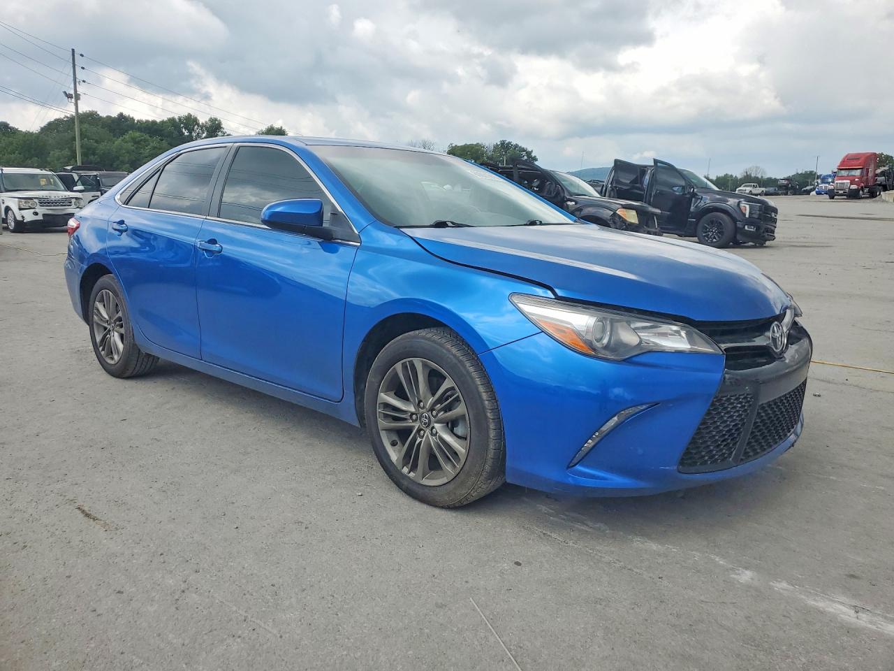 2017 TOYOTA CAMRY SE — снимка 4