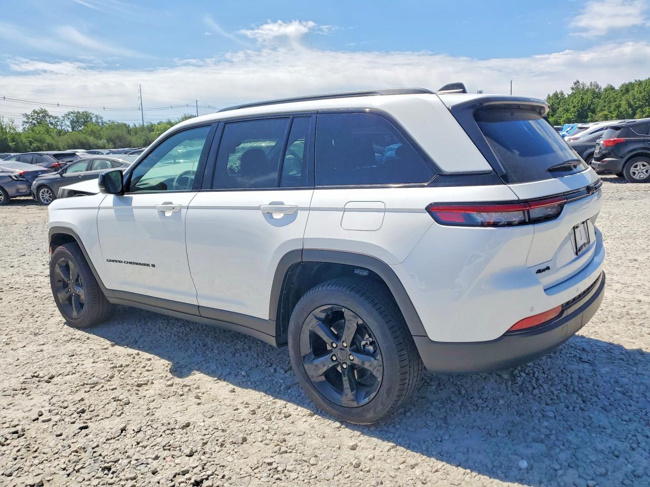 2025 JEEP GRAND CHEROKEE LIMITED — снимка 2
