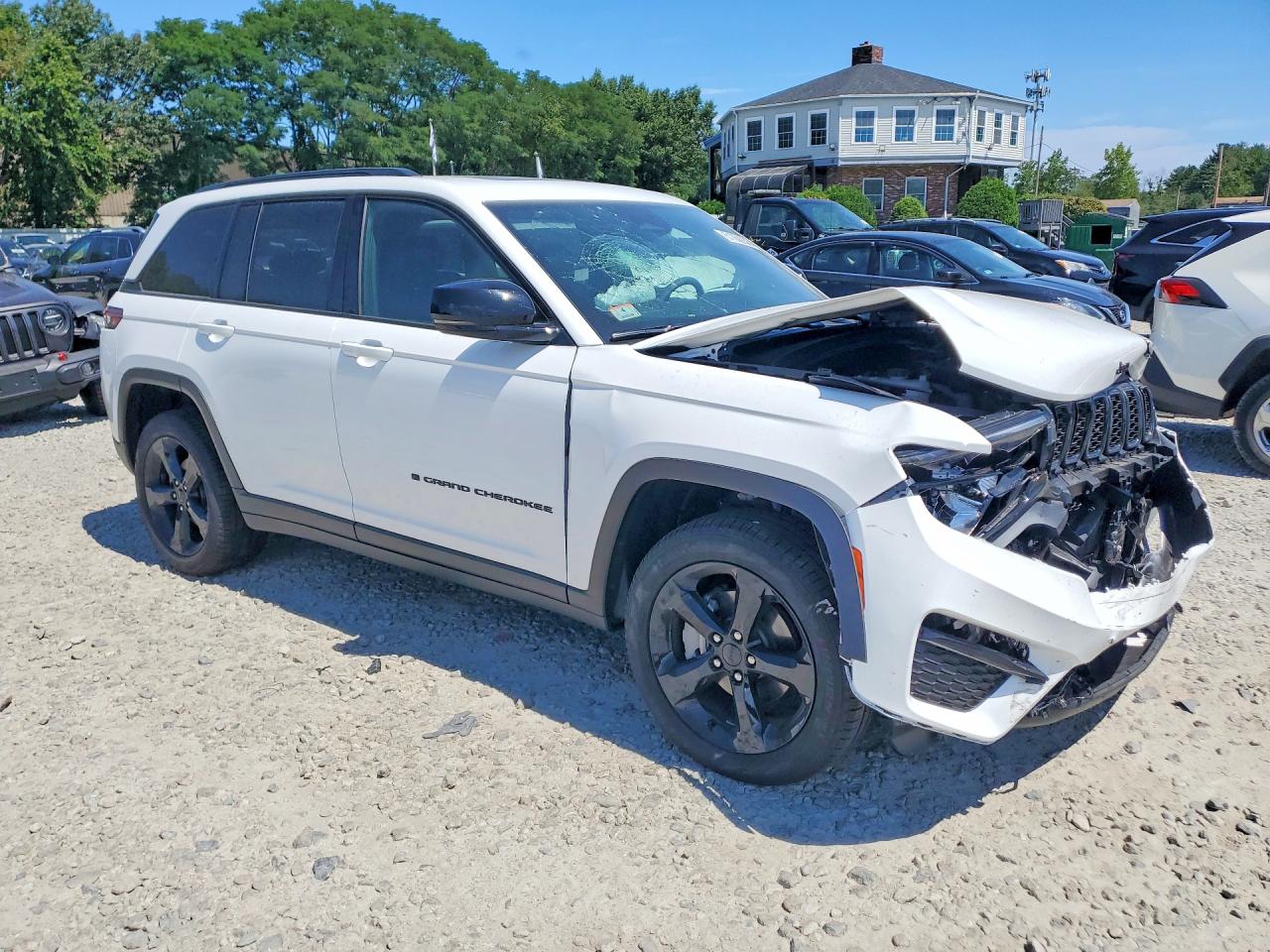 2025 JEEP GRAND CHEROKEE LIMITED — снимка 4