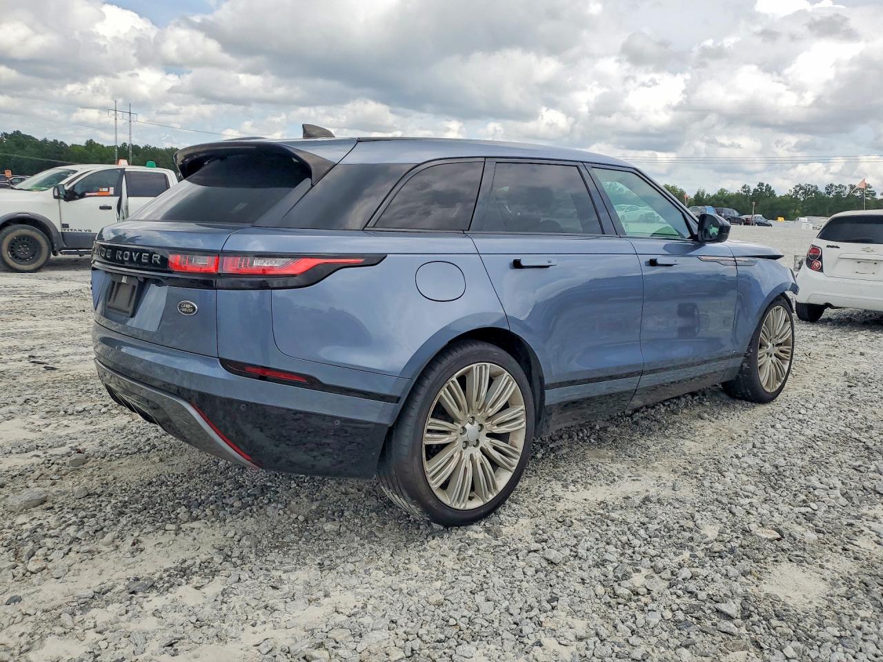 2021 LAND ROVER RANGE ROVER VELAR R-DYNAMIC S — снимка 3