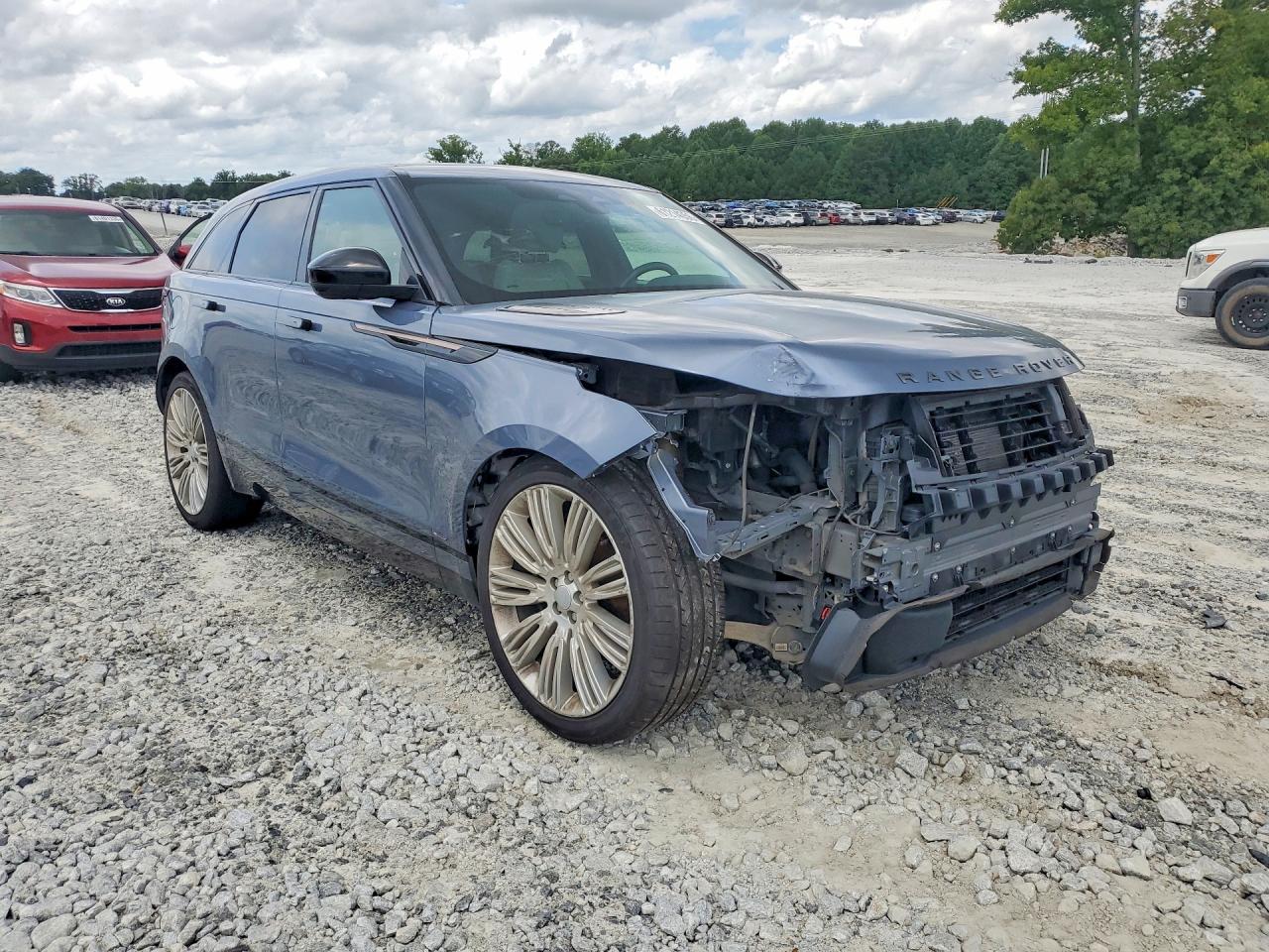2021 LAND ROVER RANGE ROVER VELAR R-DYNAMIC S — снимка 4