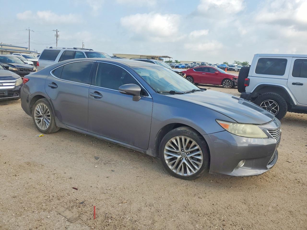 2013 LEXUS ES 350 — снимка 4