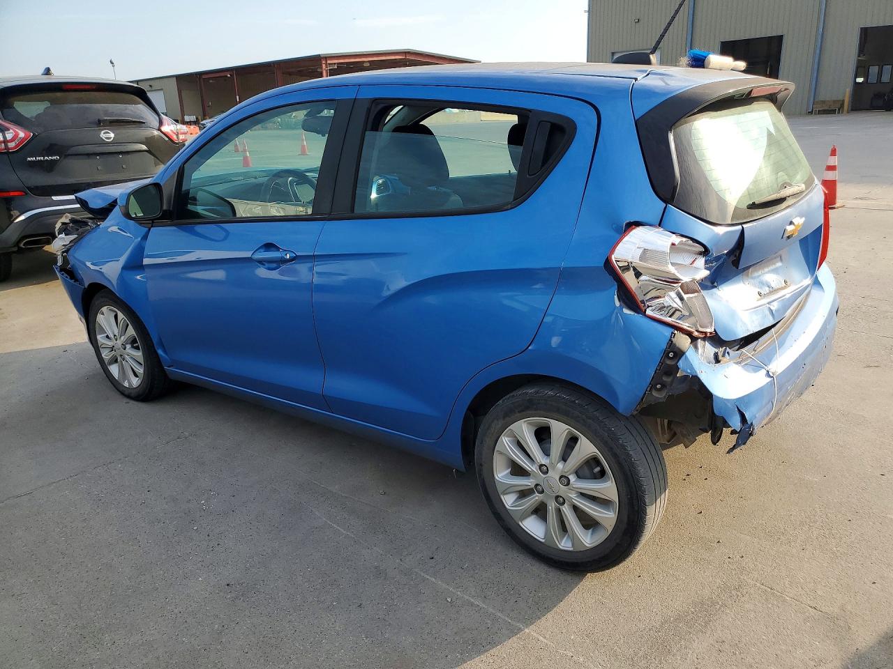 2018 CHEVROLET SPARK 1LT — снимка 2