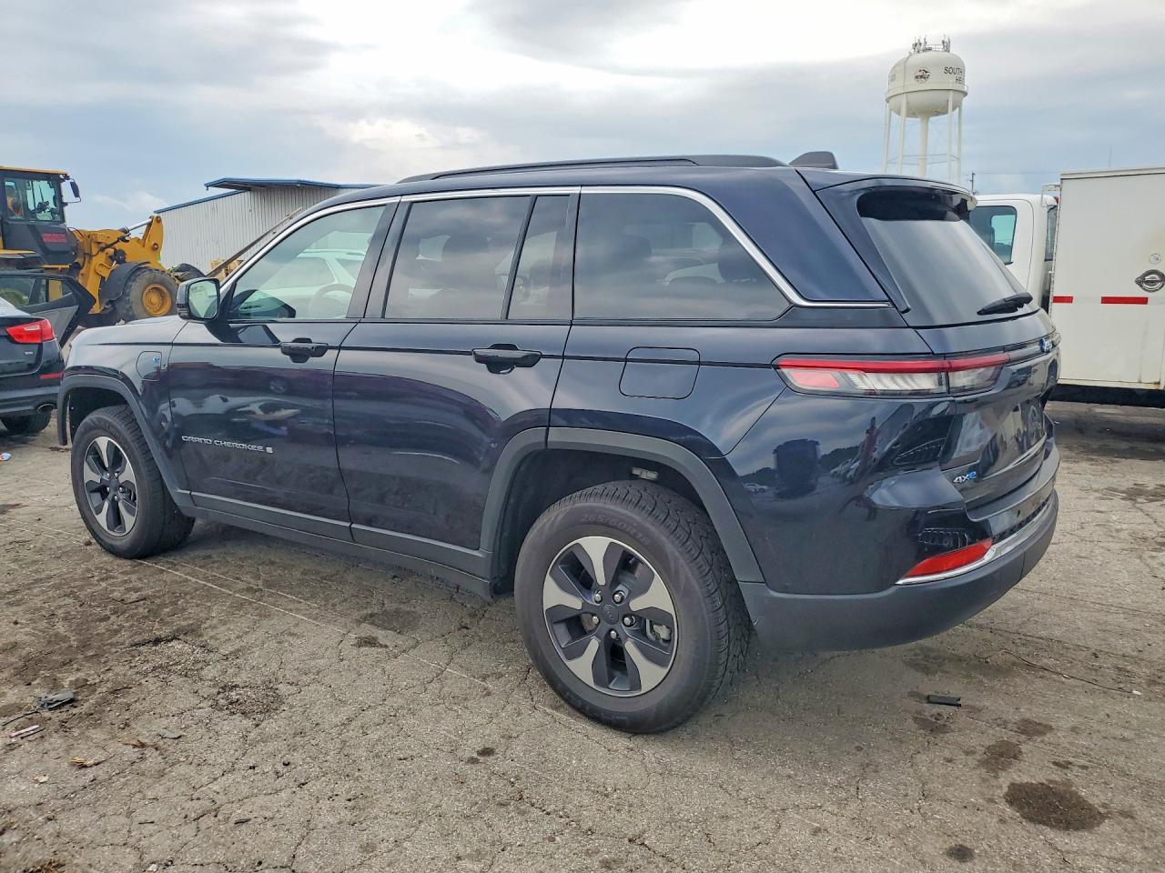 2024 JEEP GRAND CHEROKEE LIMITED 4XE — снимка 2