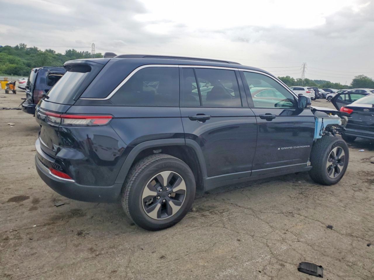 2024 JEEP GRAND CHEROKEE LIMITED 4XE — снимка 3