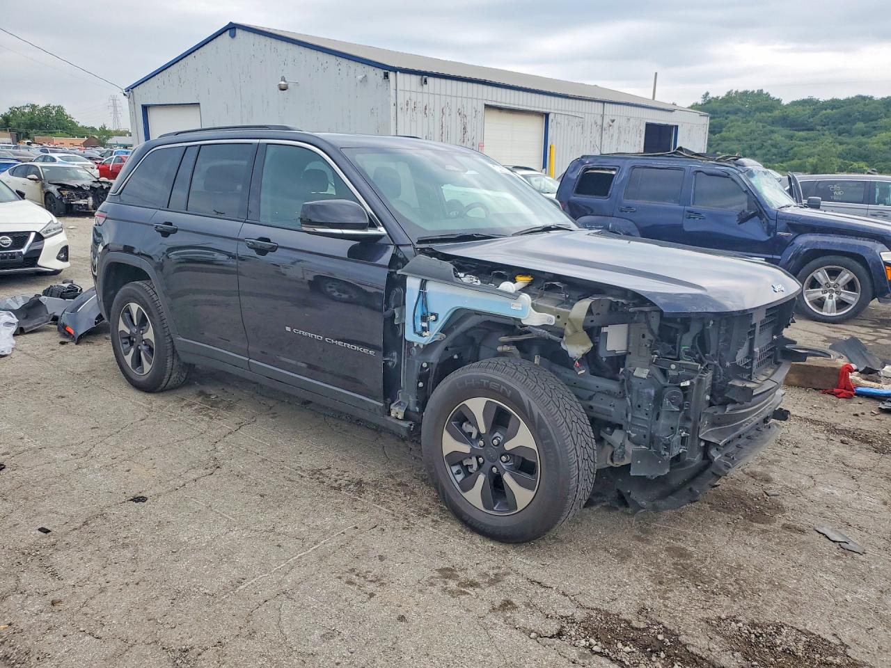 2024 JEEP GRAND CHEROKEE LIMITED 4XE — снимка 4