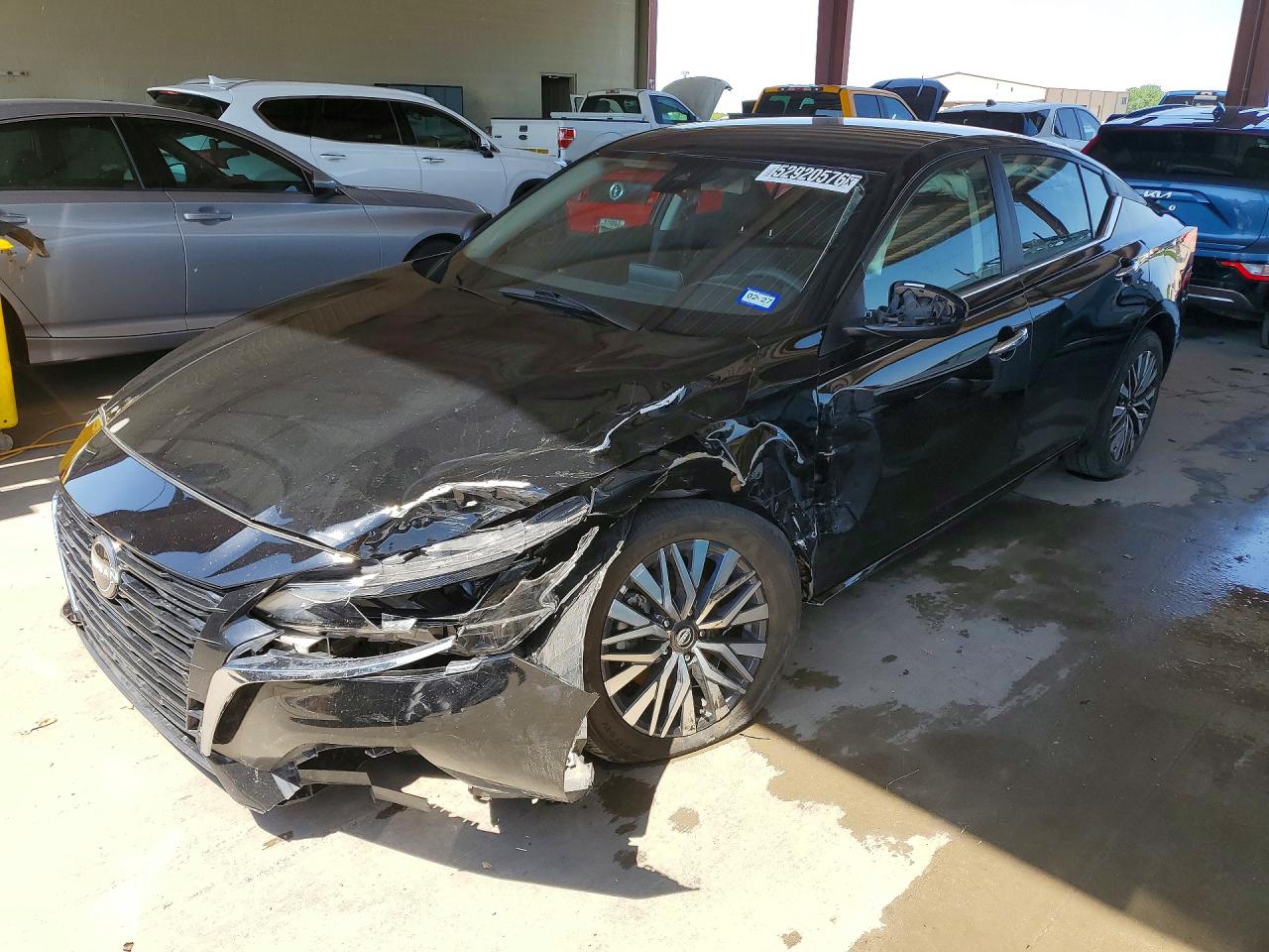 2024 NISSAN ALTIMA SV
