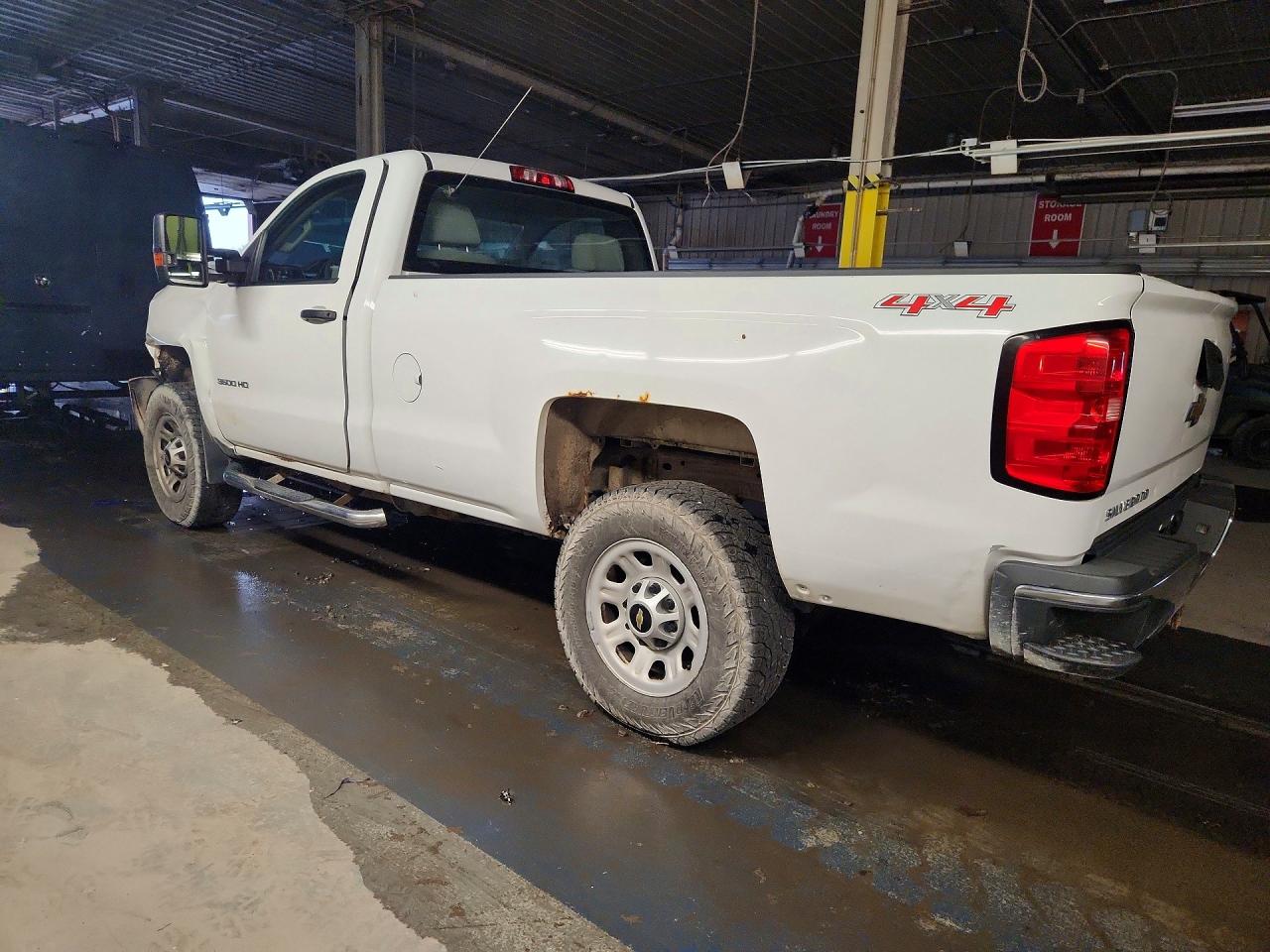2015 CHEVROLET SILVERADO K3500 — снимка 2