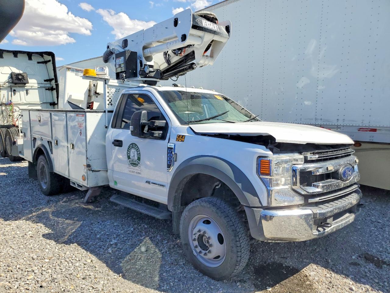 2021 FORD F600