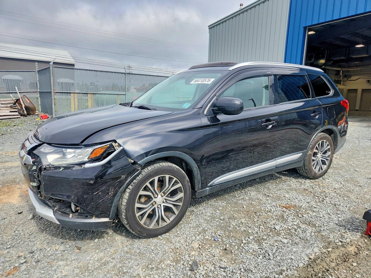 2017 MITSUBISHI OUTLANDER ES