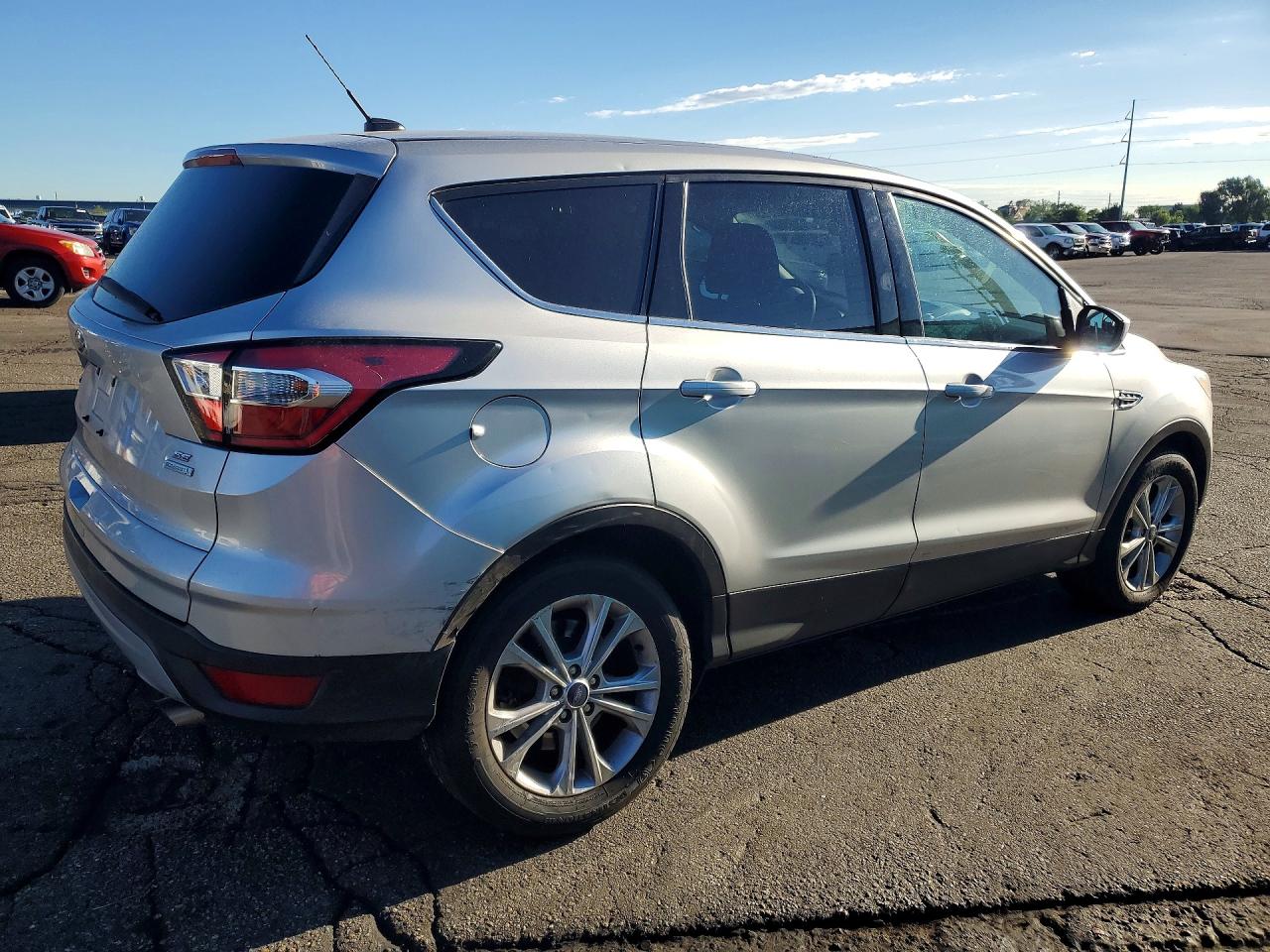 2017 FORD ESCAPE SE — снимка 3