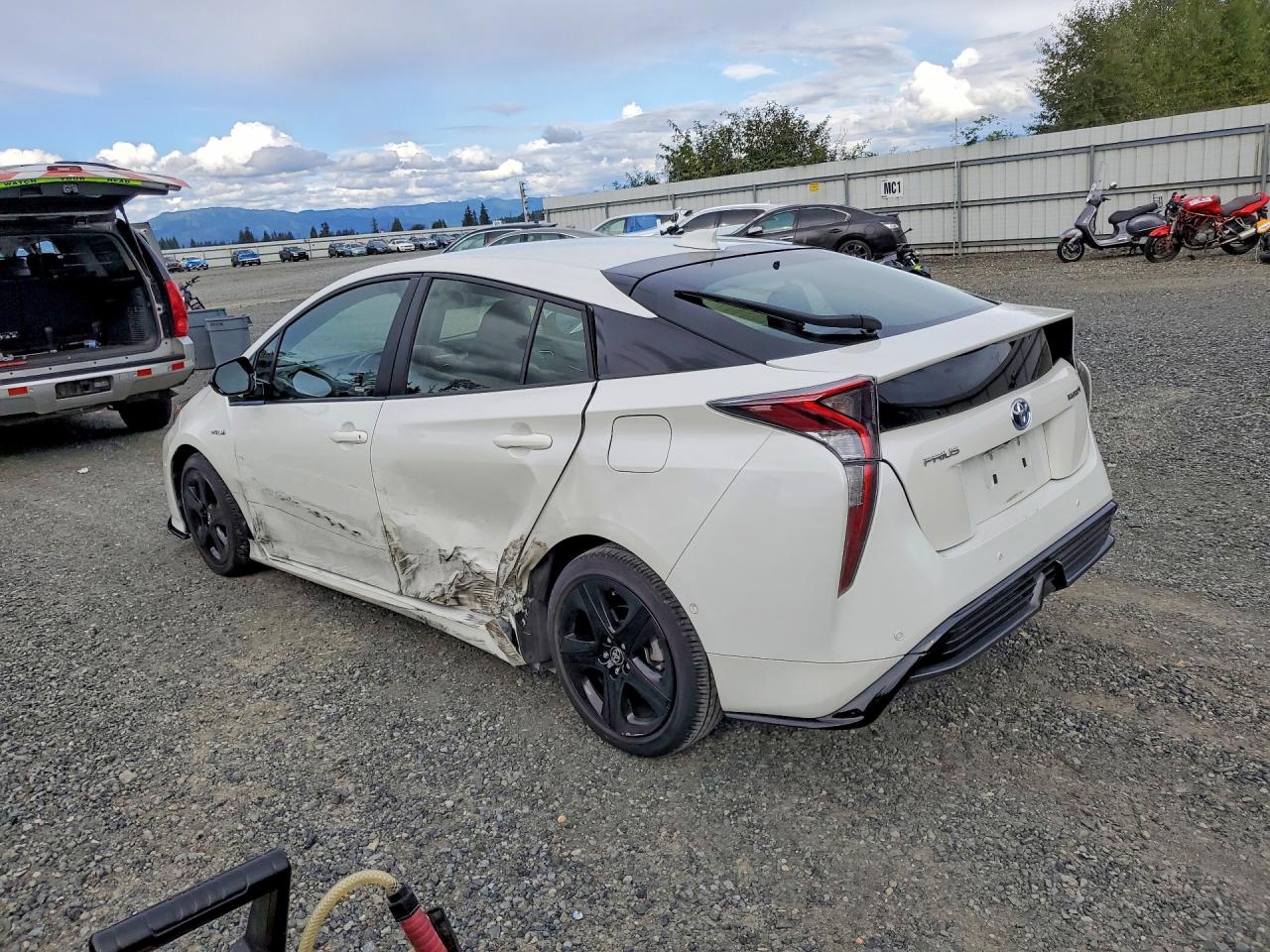 2017 TOYOTA PRIUS FOUR TOURING — снимка 2