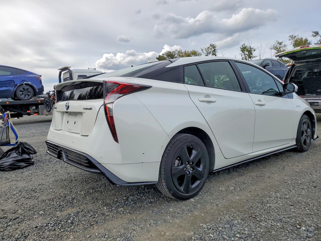 2017 TOYOTA PRIUS FOUR TOURING — снимка 3
