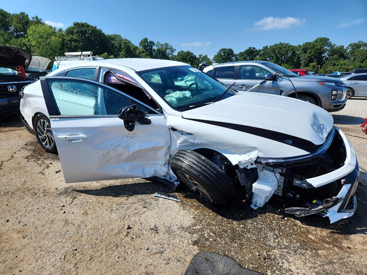 2026 HYUNDAI SONATA HYBRID BLUE — photo 4