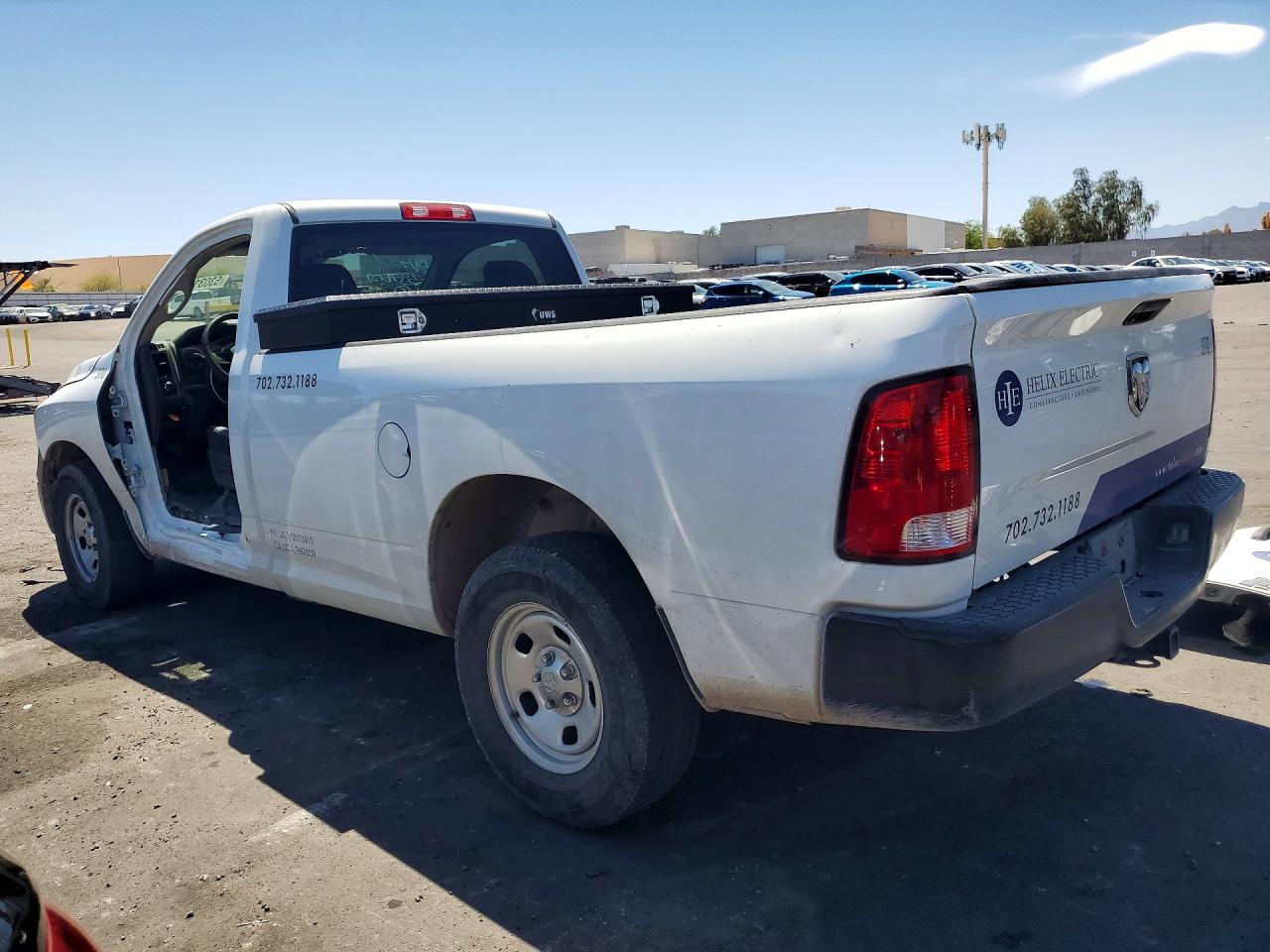 2022 RAM 1500 CLASSIC TRADESMAN — снимка 2