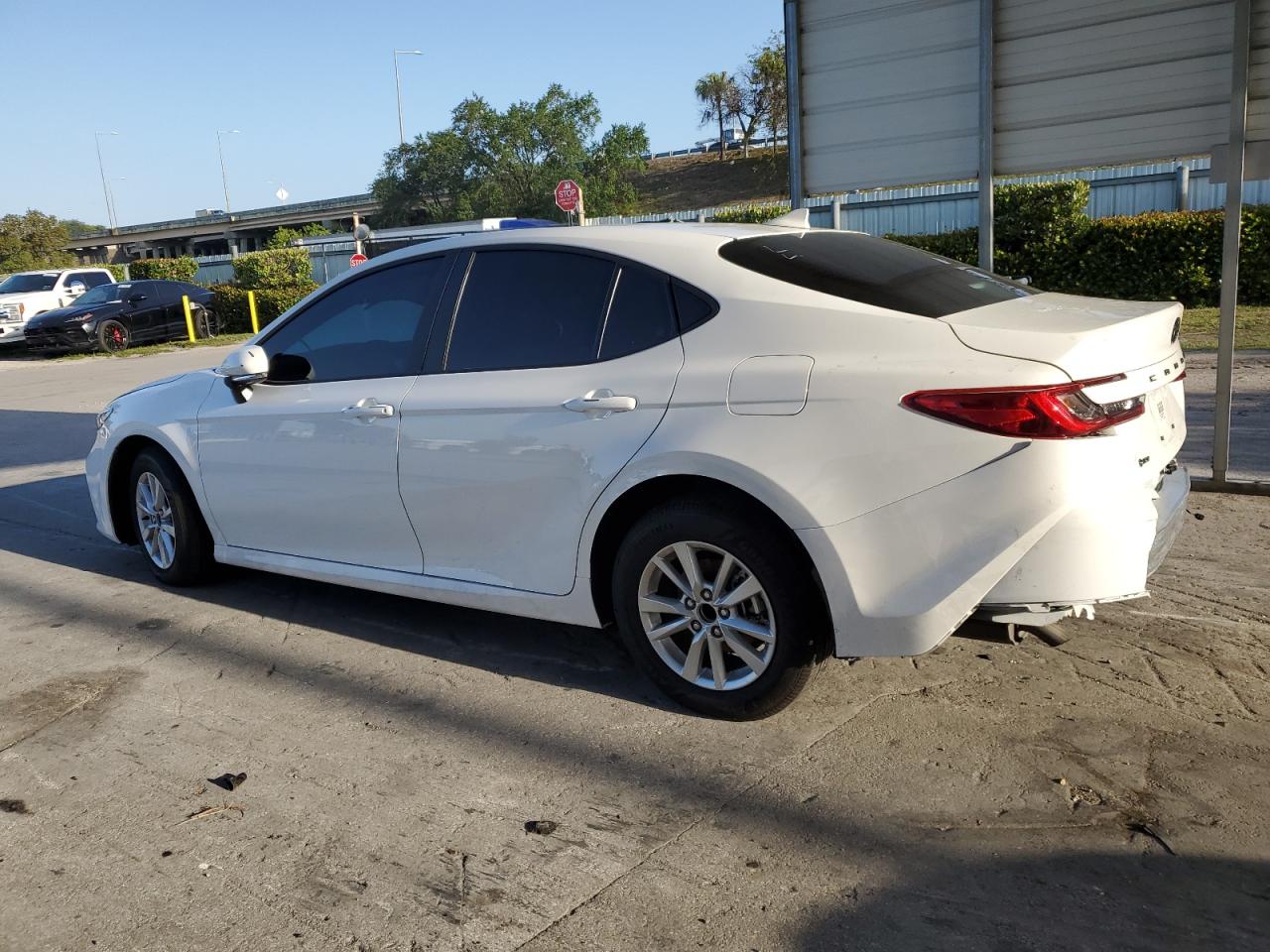 2025 TOYOTA CAMRY XSE — снимка 2