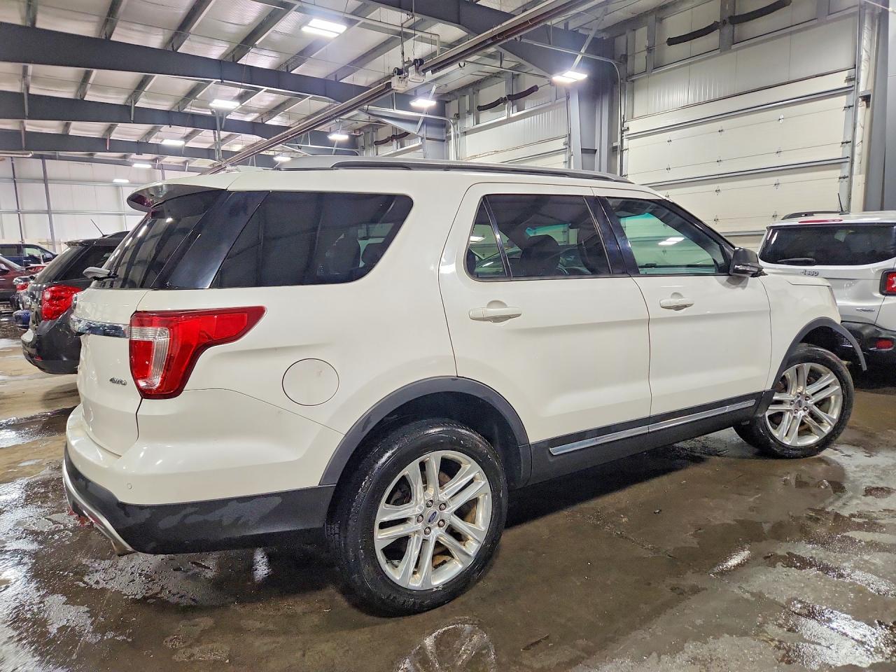 2017 FORD EXPLORER XLT — снимка 3