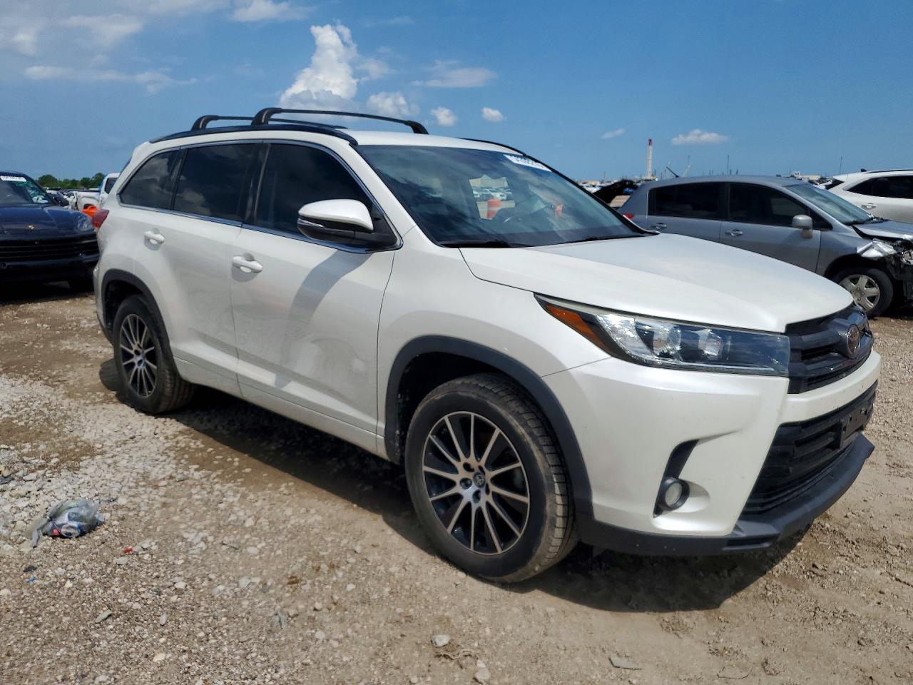 2018 TOYOTA HIGHLANDER SE — снимка 4