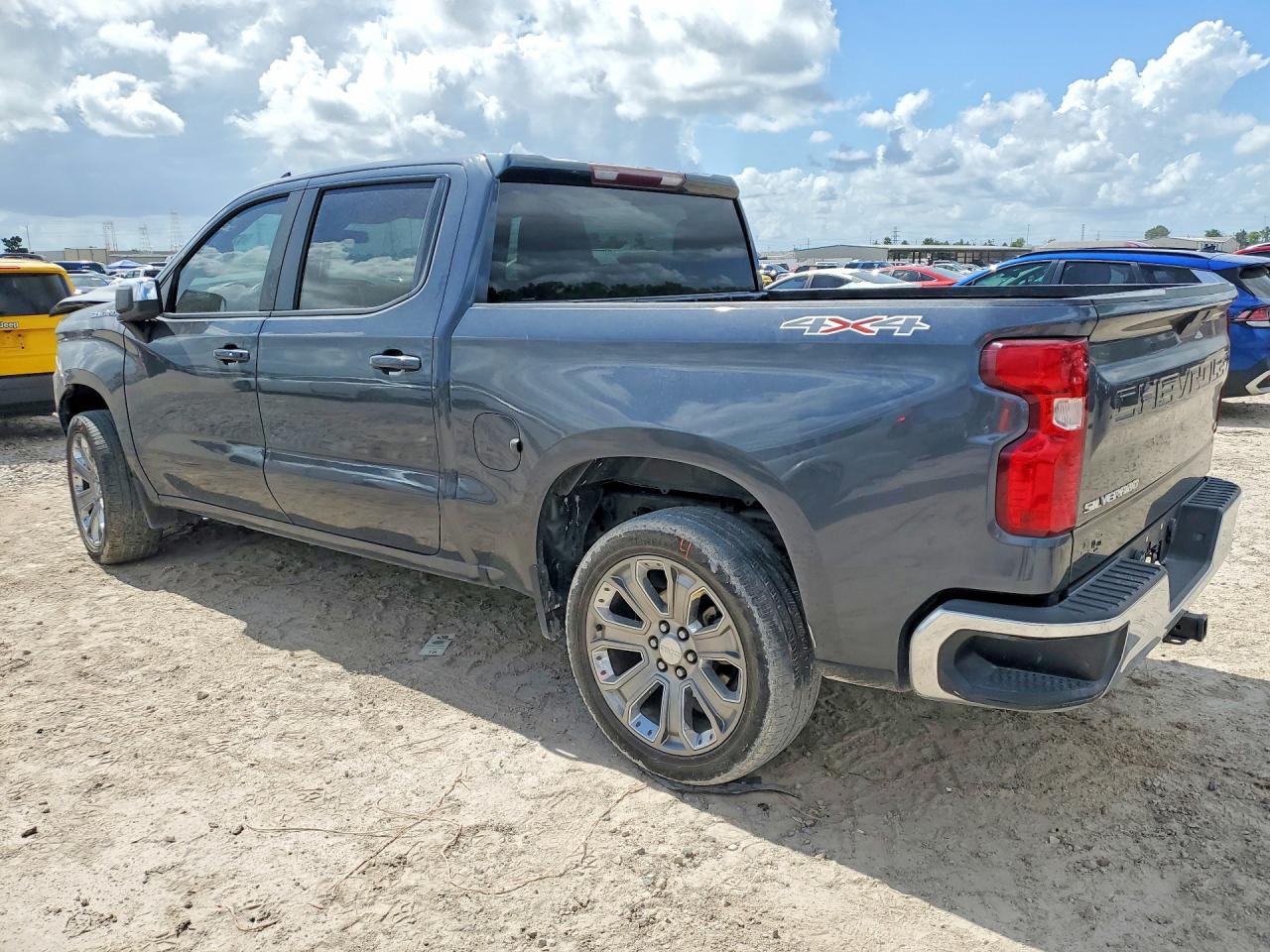 2021 CHEVROLET SILVERADO K1500 LT — снимка 2