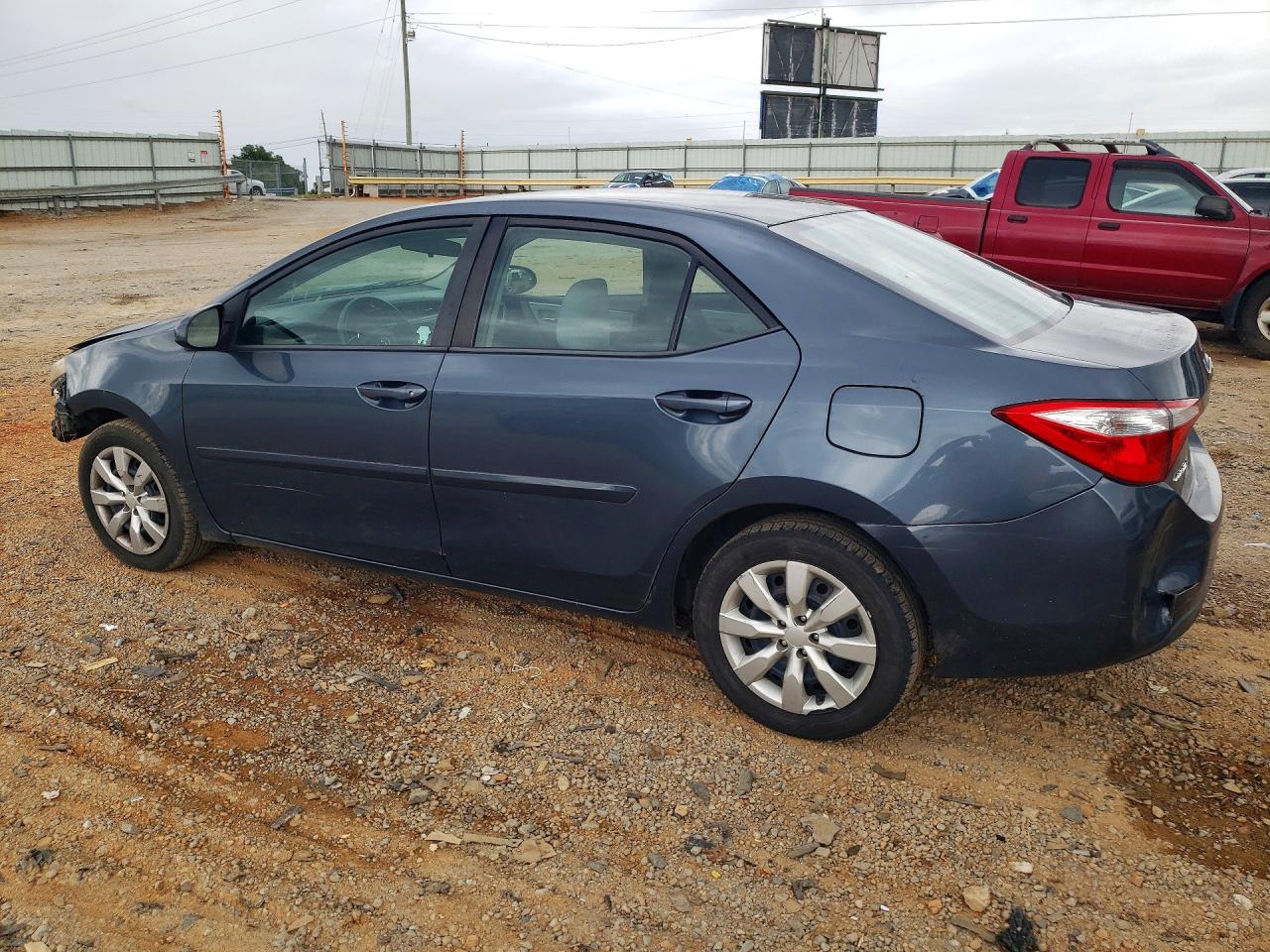 2015 TOYOTA COROLLA LE — снимка 2