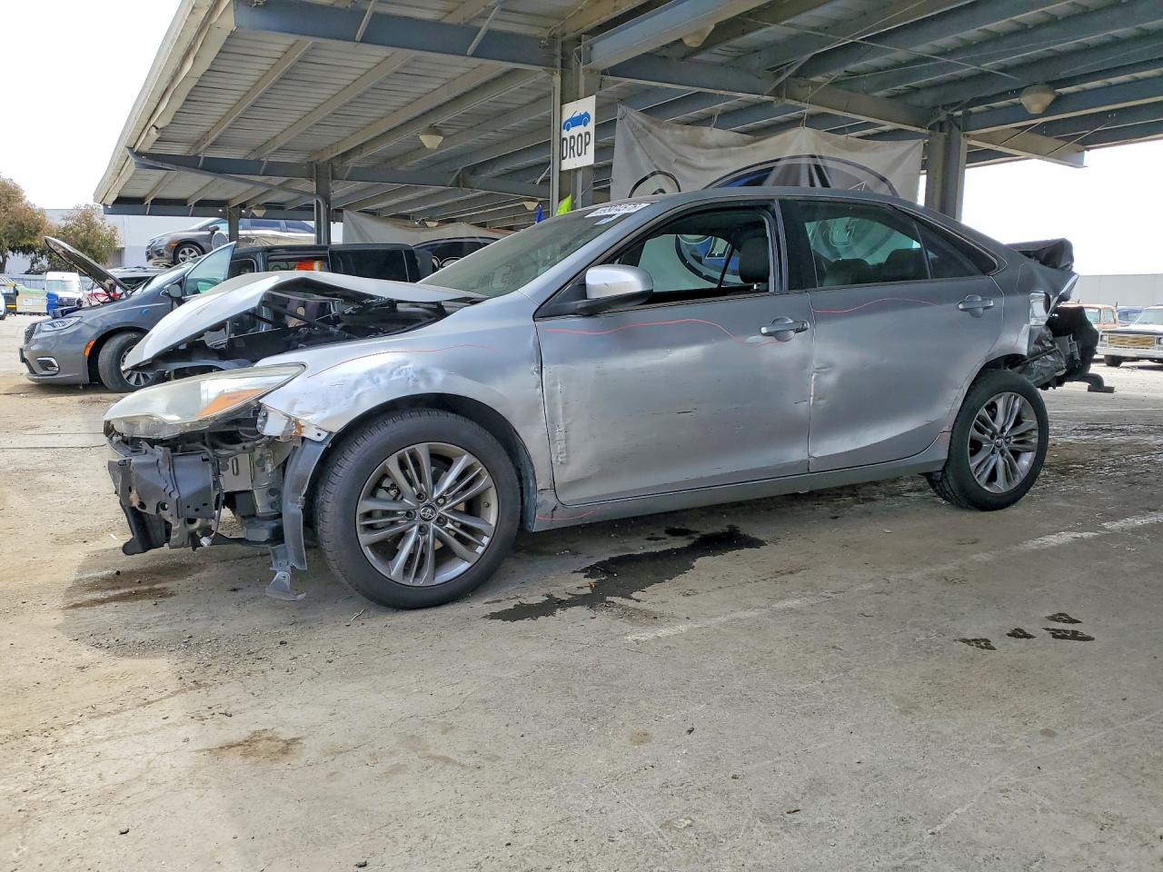 2017 TOYOTA CAMRY SE