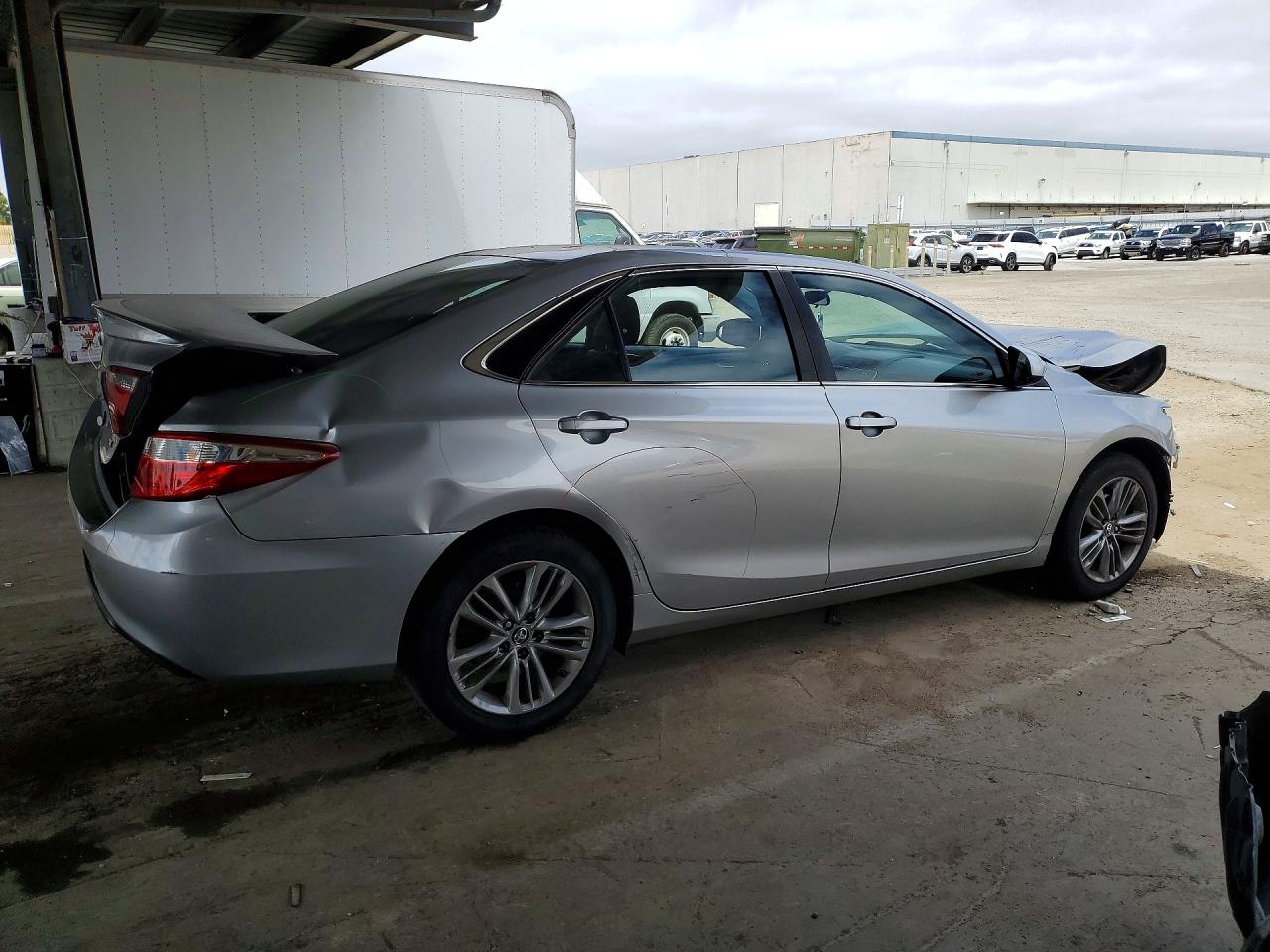 2017 TOYOTA CAMRY SE — снимка 3