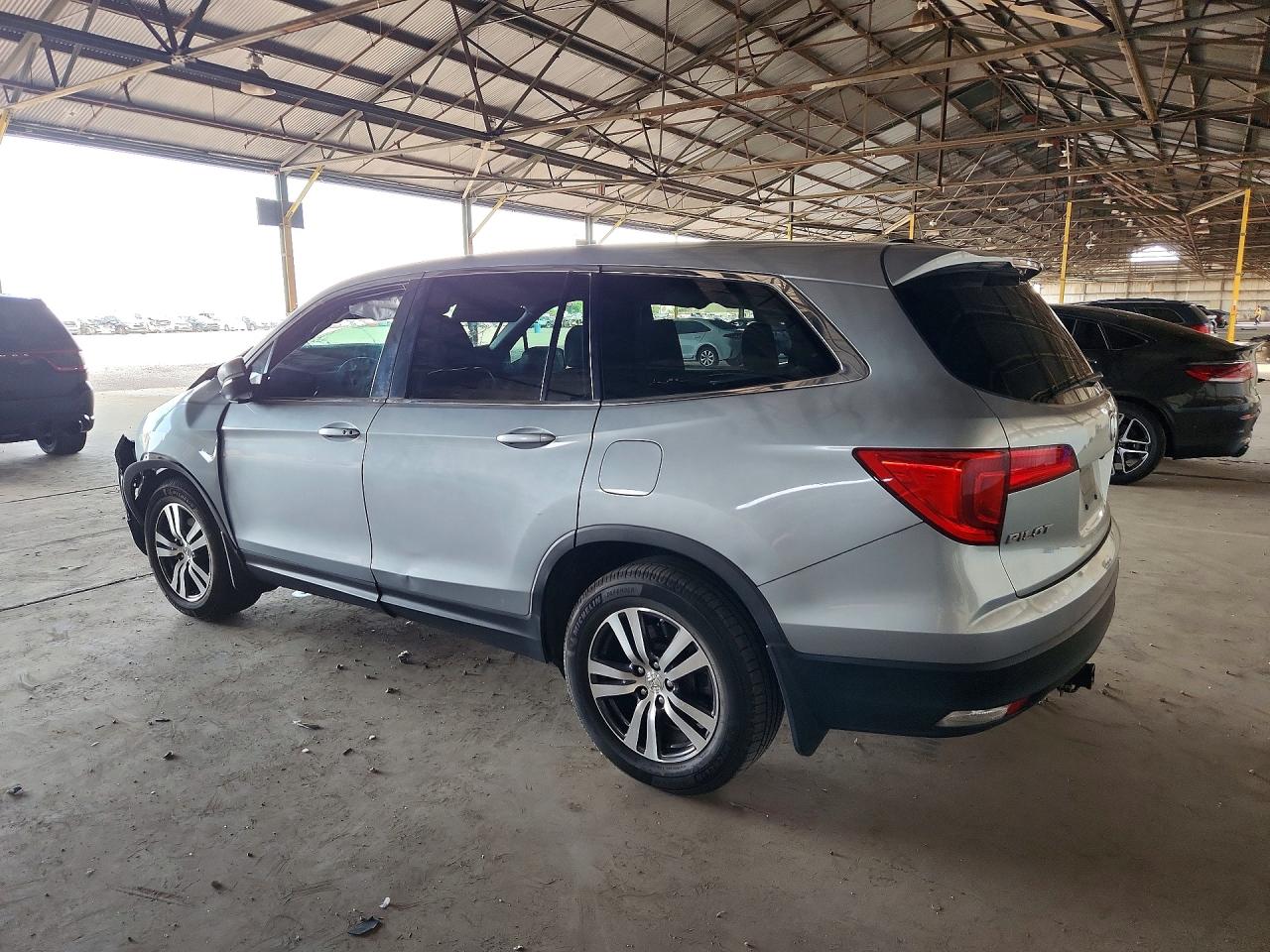 2017 HONDA PILOT EXL — снимка 2