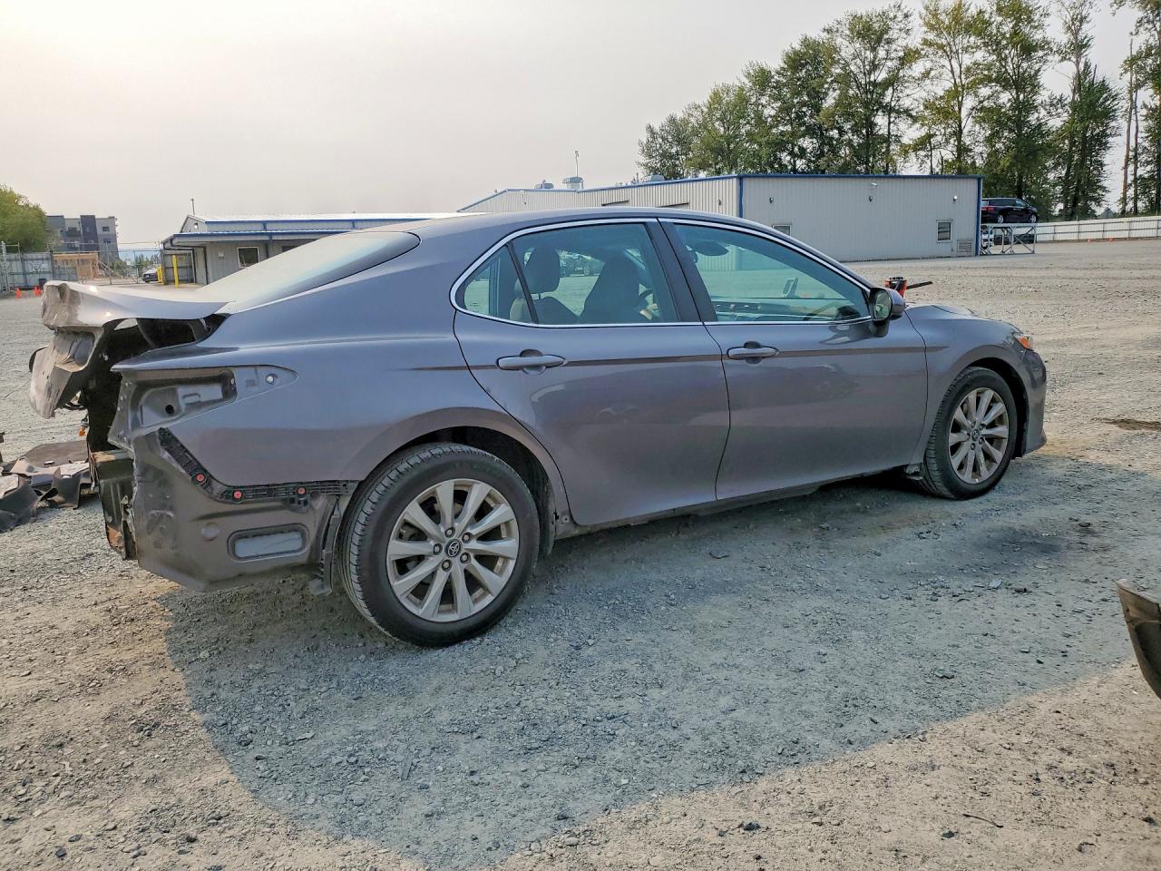 2018 TOYOTA CAMRY LE — снимка 3