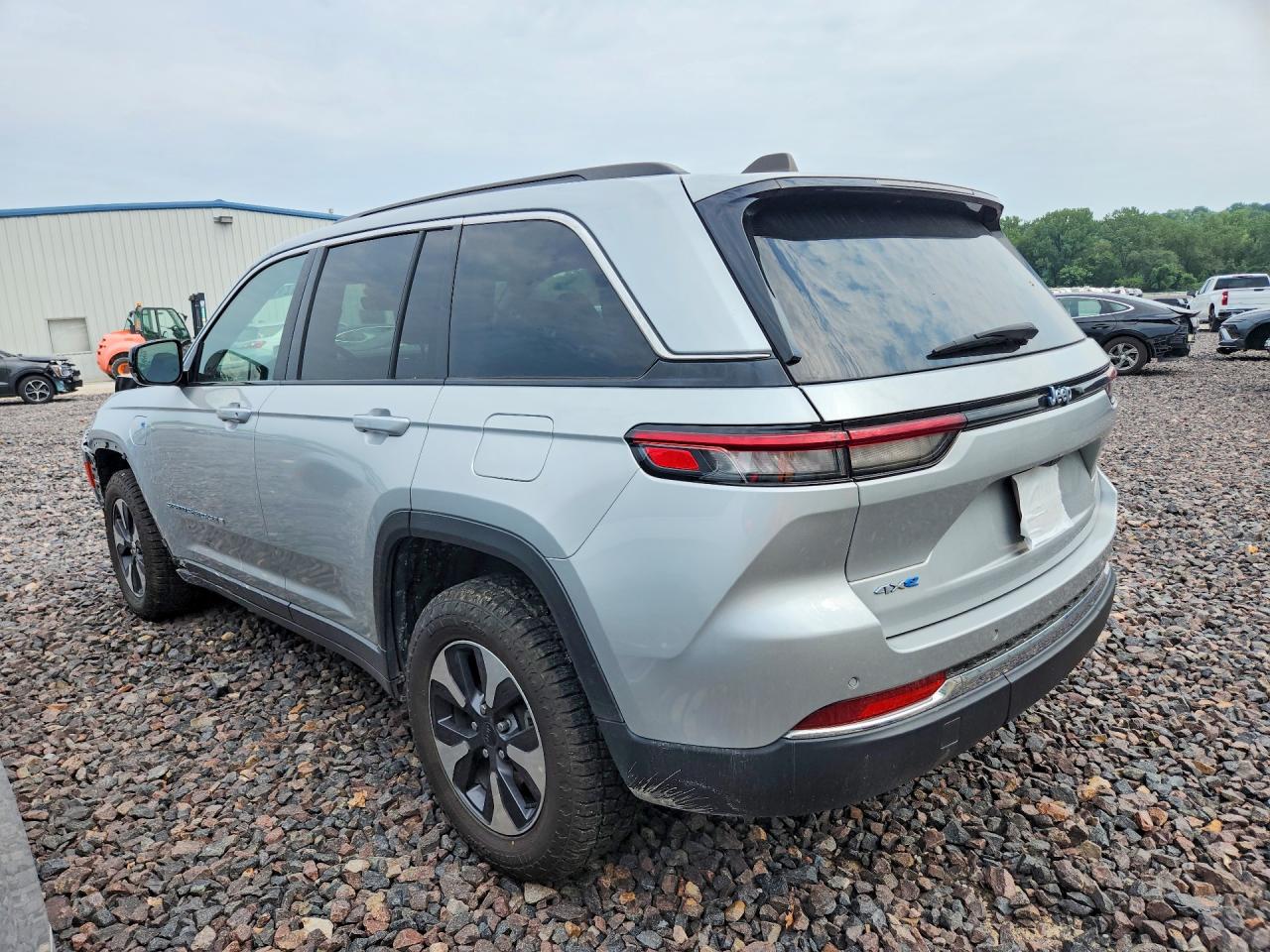 2024 JEEP GRAND CHEROKEE LIMITED 4XE — снимка 2