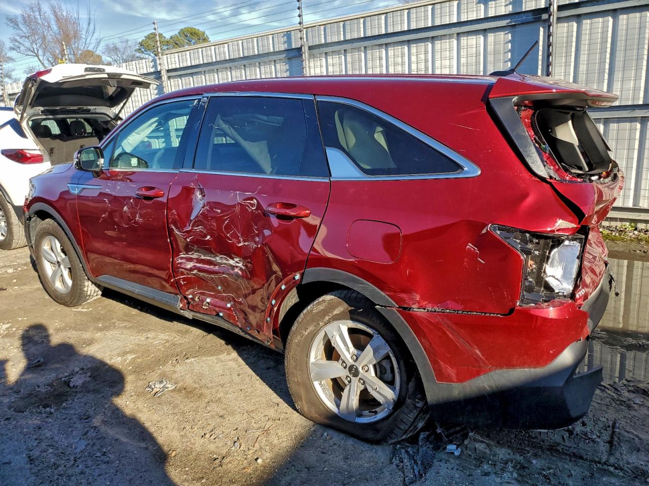 2023 KIA SORENTO LX — снимка 2