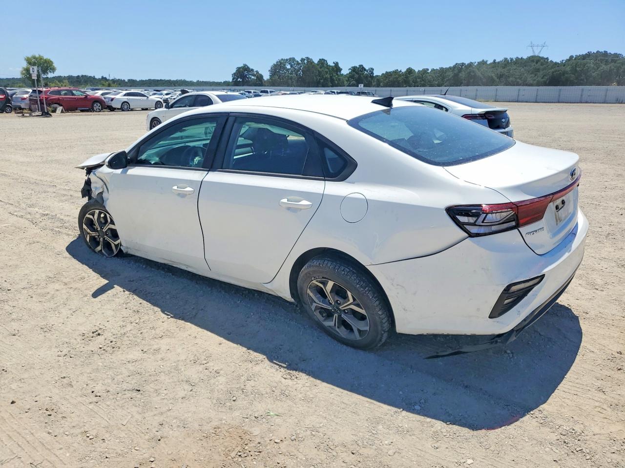 2021 KIA FORTE LXS — снимка 2