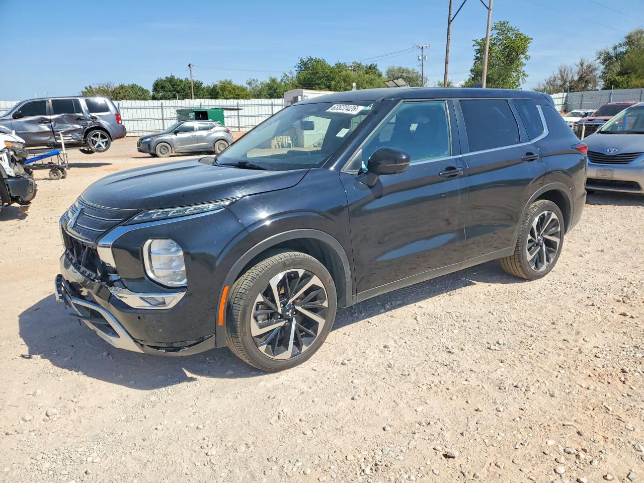 2024 MITSUBISHI OUTLANDER SE