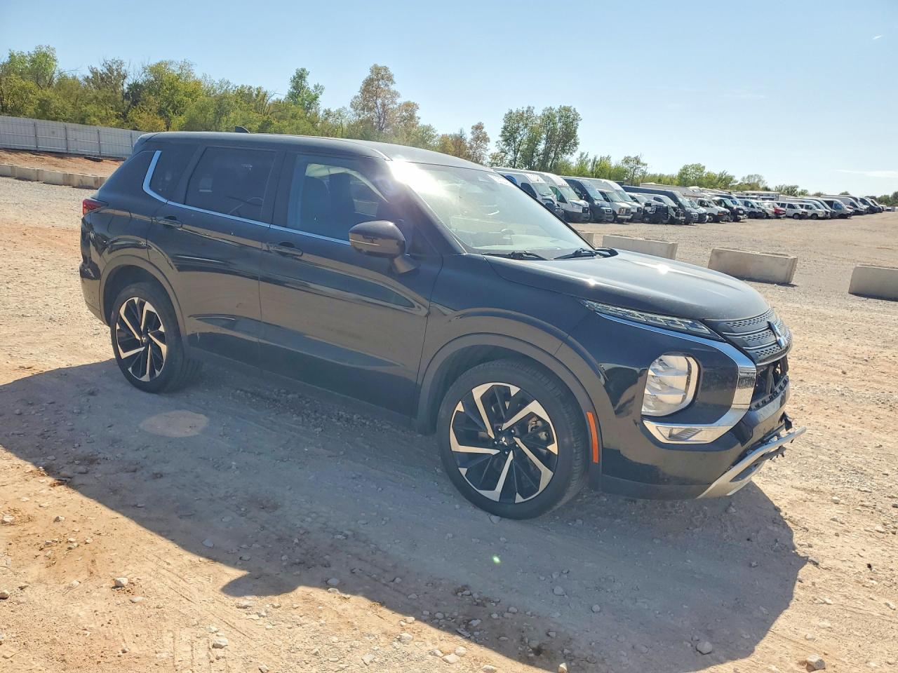 2024 MITSUBISHI OUTLANDER SE — снимка 4