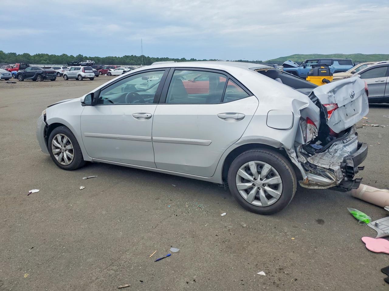 2016 TOYOTA COROLLA LE — снимка 2