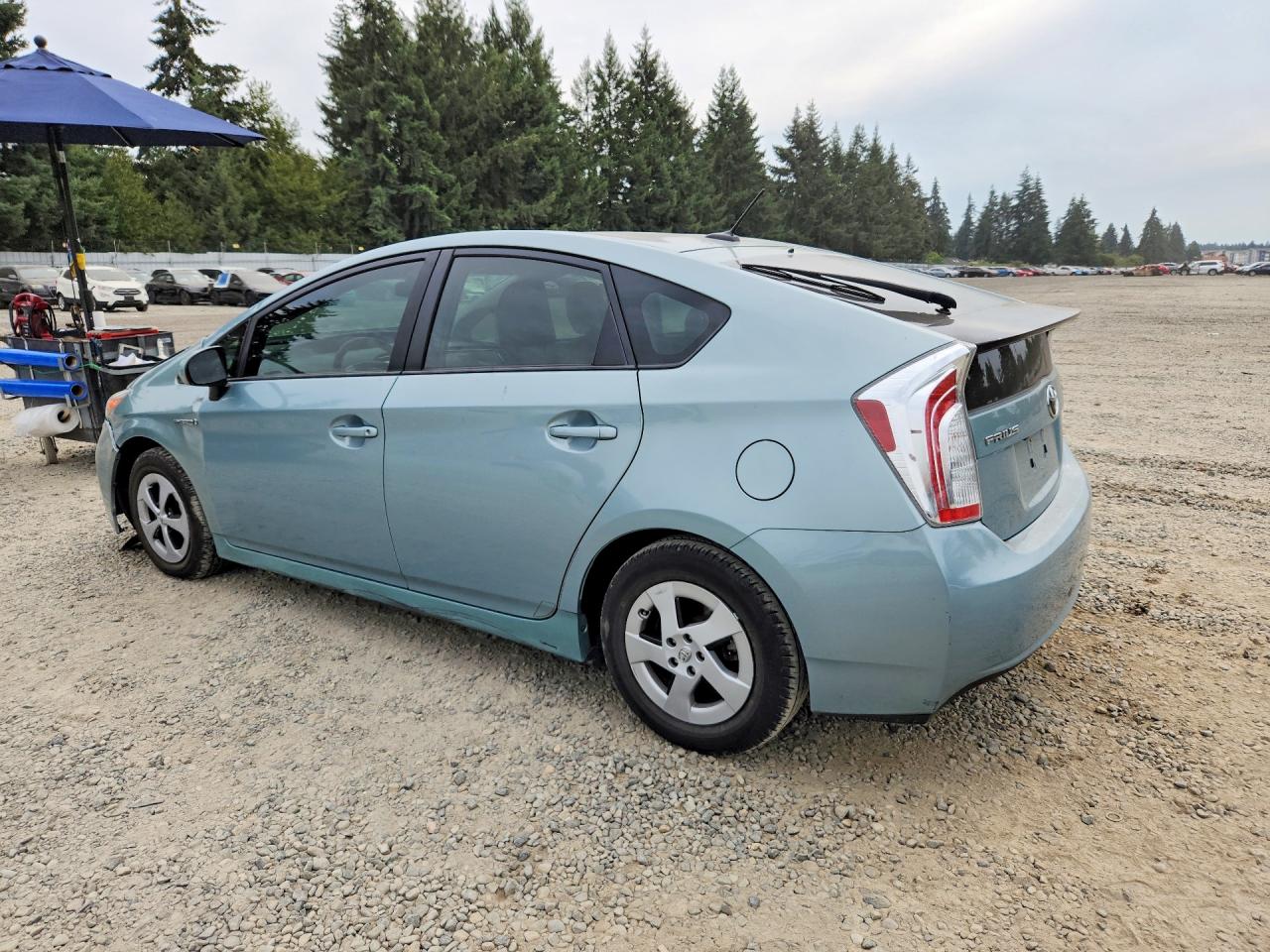 2015 TOYOTA PRIUS THREE — снимка 2