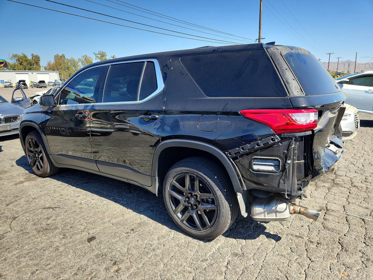 2020 CHEVROLET TRAVERSE LS — снимка 2