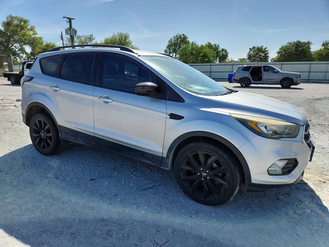 2017 FORD ESCAPE SE — снимка 4