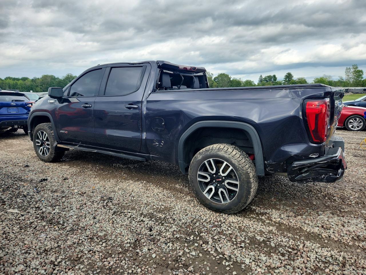 2022 GMC SIERRA K1500 AT4 — снимка 2