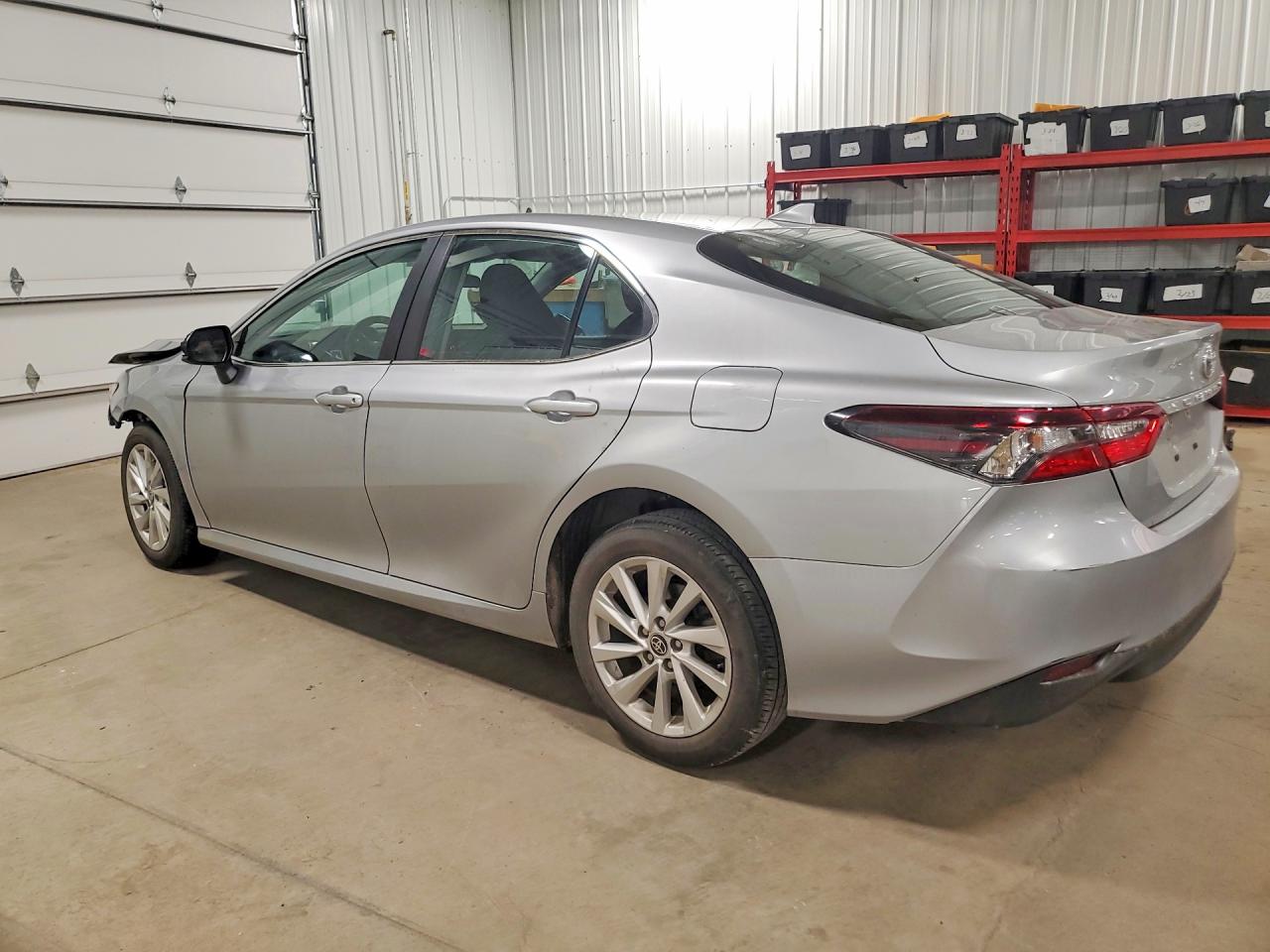 2023 TOYOTA CAMRY LE — снимка 2