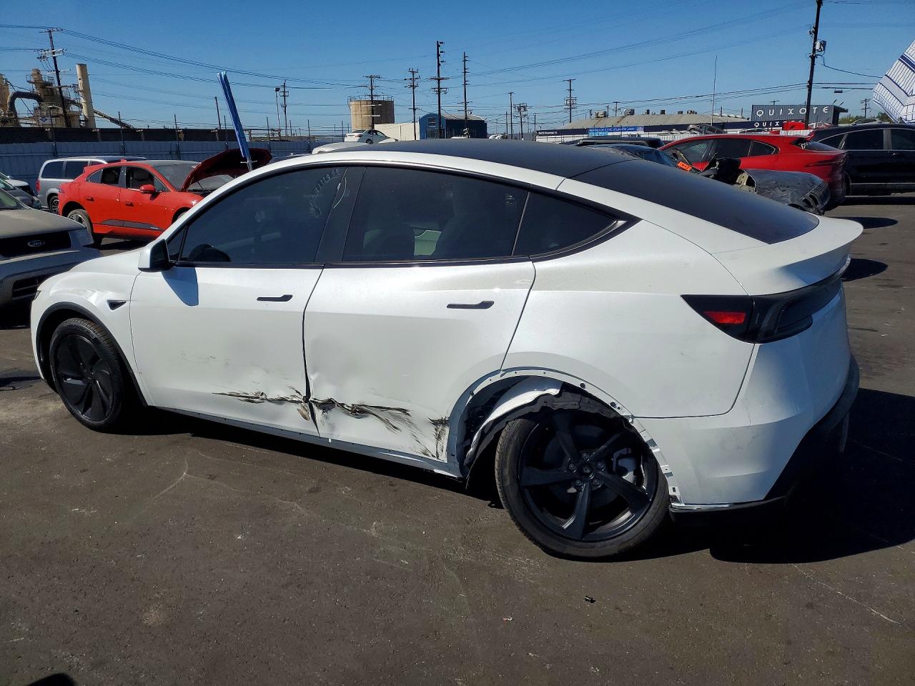 2026 TESLA MODEL Y — снимка 2