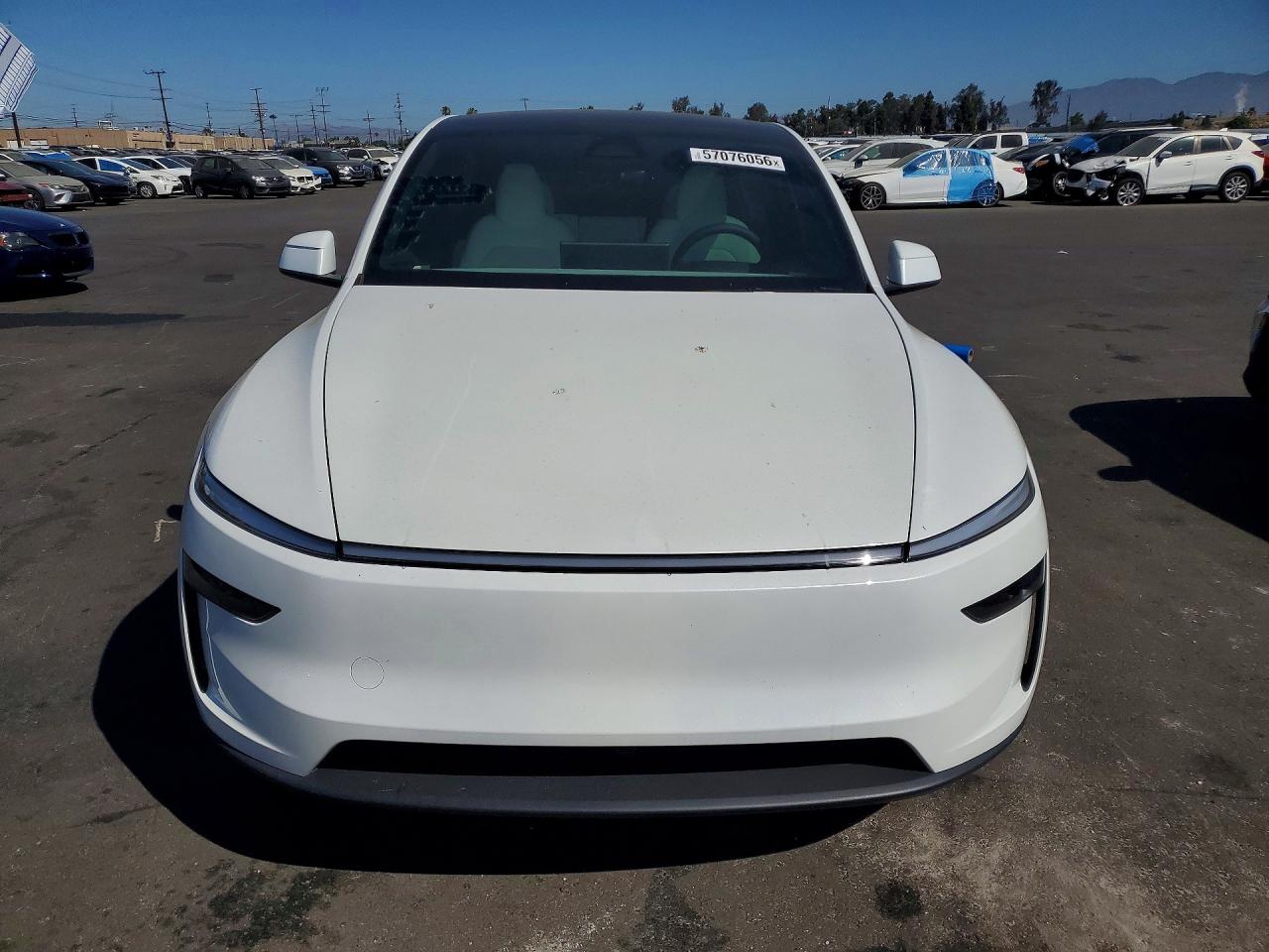 2026 TESLA MODEL Y — снимка 5